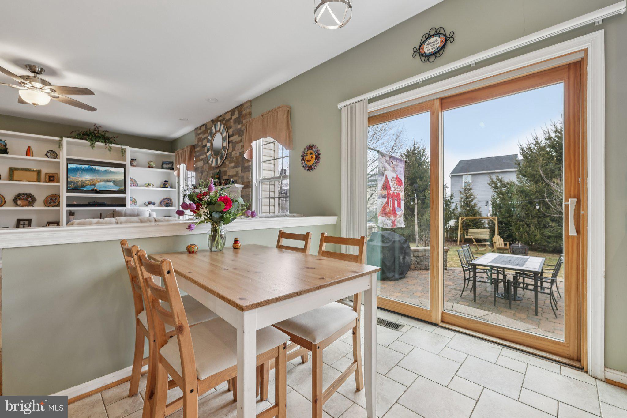 MEADOWBROOK - Residential