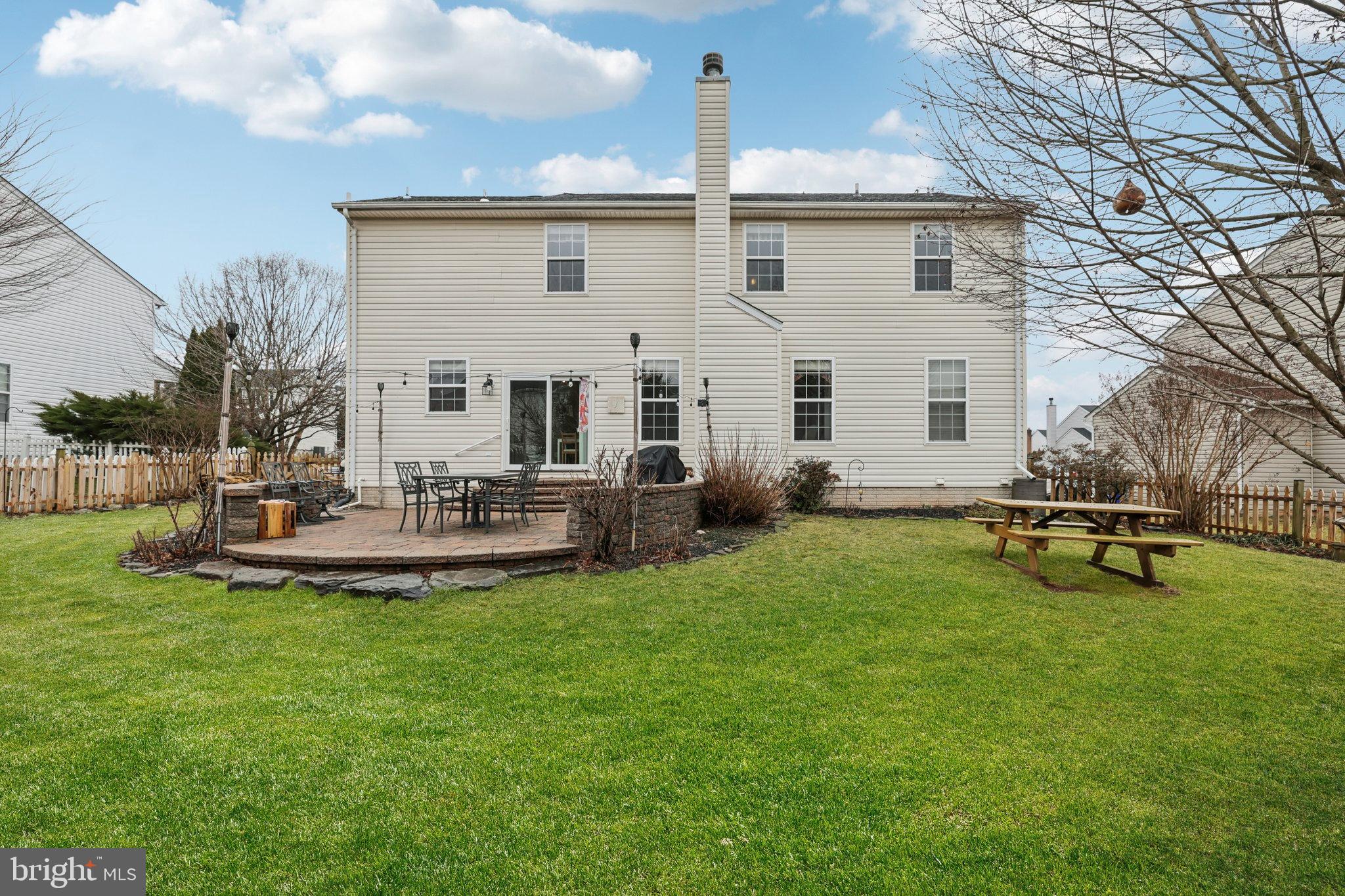 MEADOWBROOK - Residential