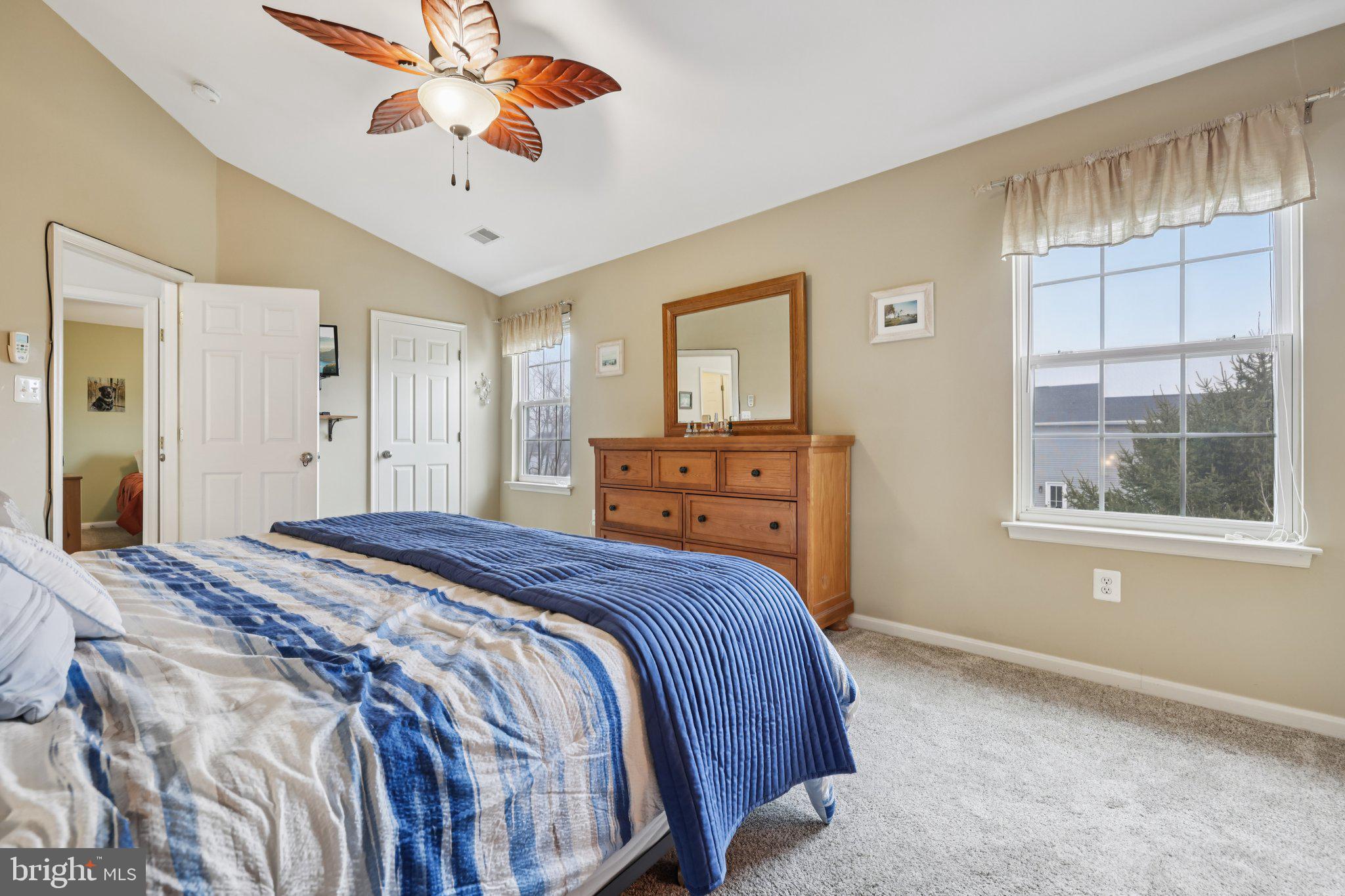 MEADOWBROOK - Residential