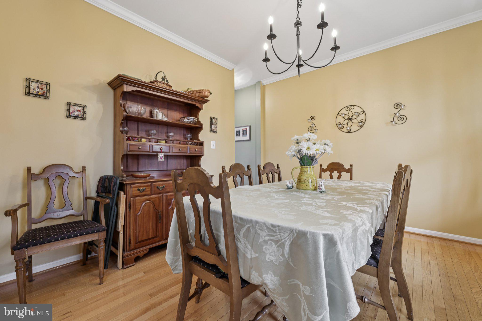 MEADOWBROOK - Residential