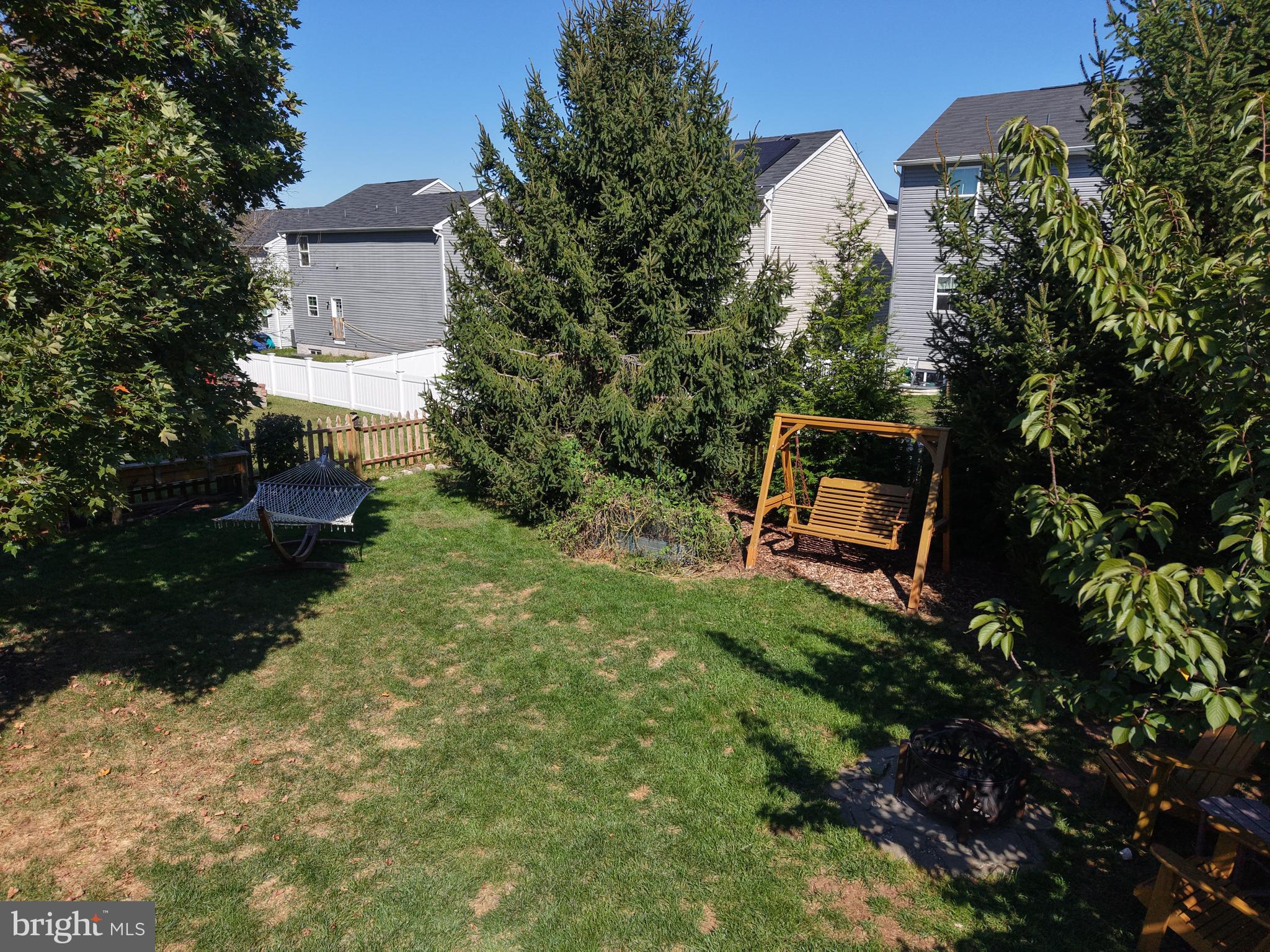 MEADOWBROOK - Residential