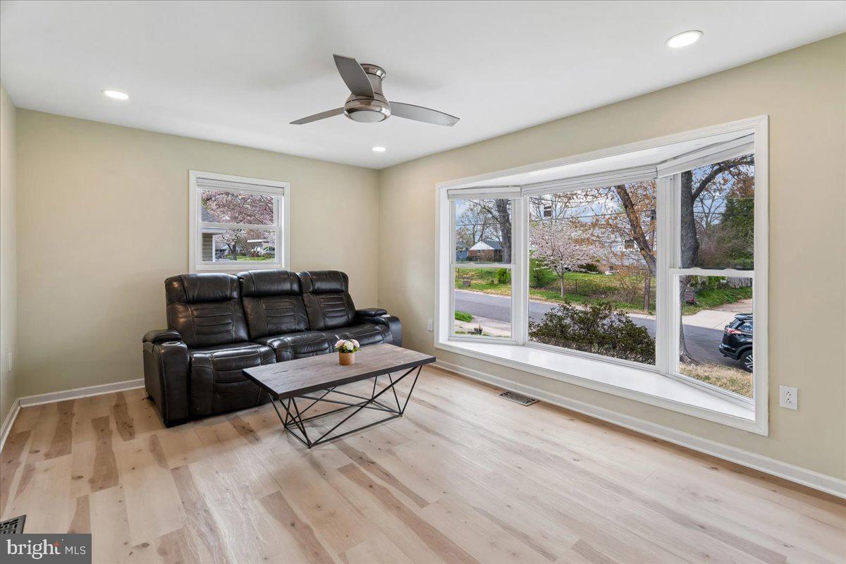 ROCKLAND - Residential