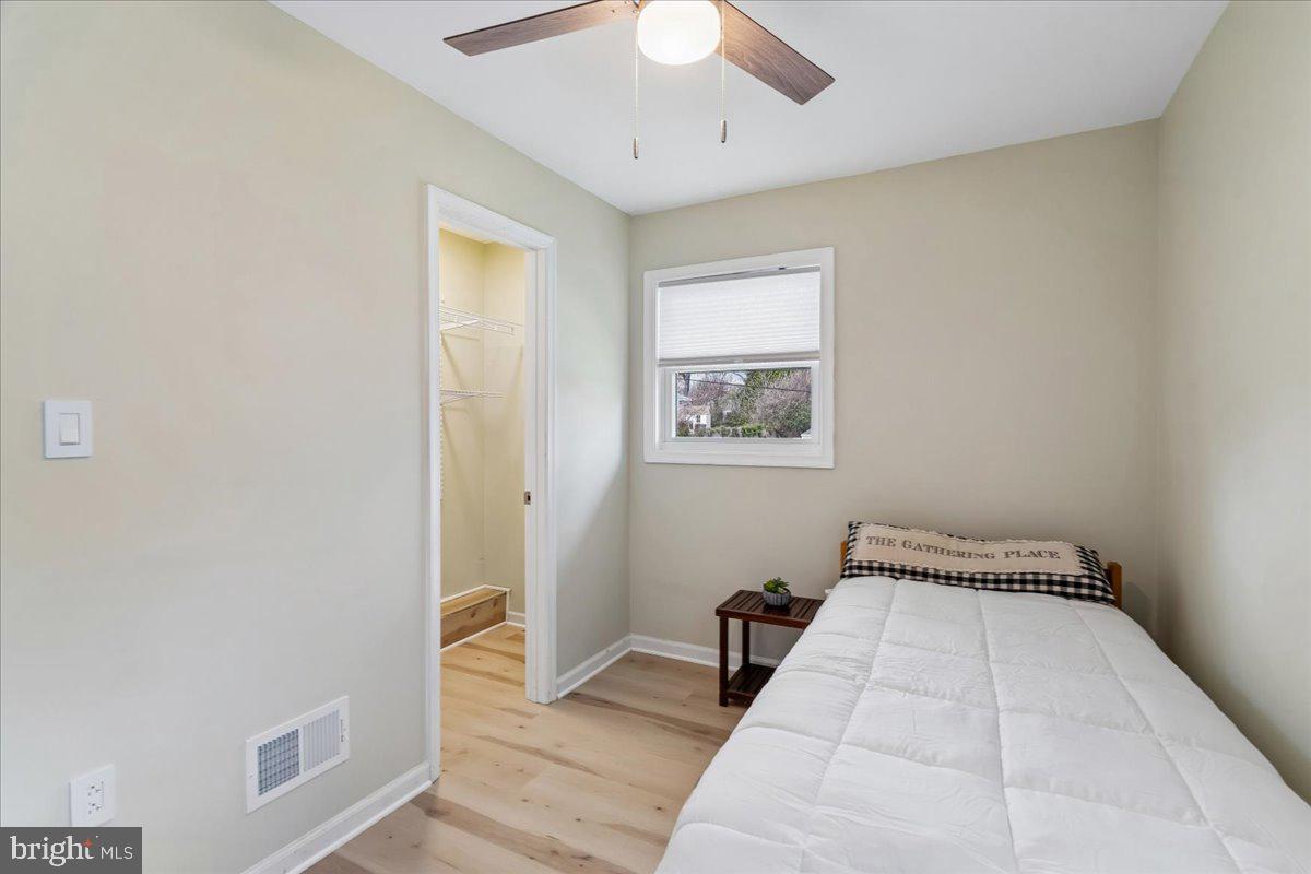 ROCKLAND - Residential