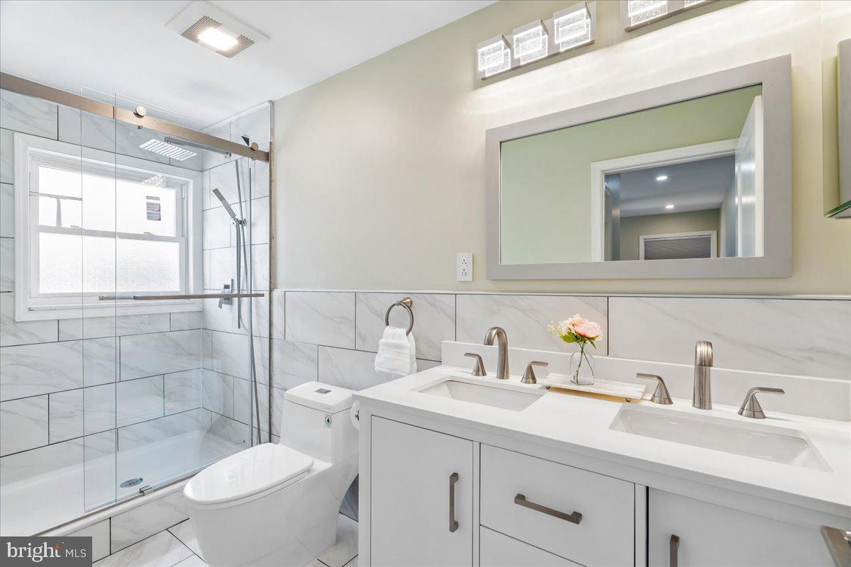 ROCKLAND - Residential