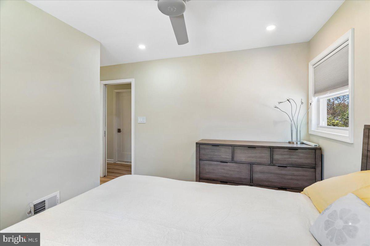 ROCKLAND - Residential