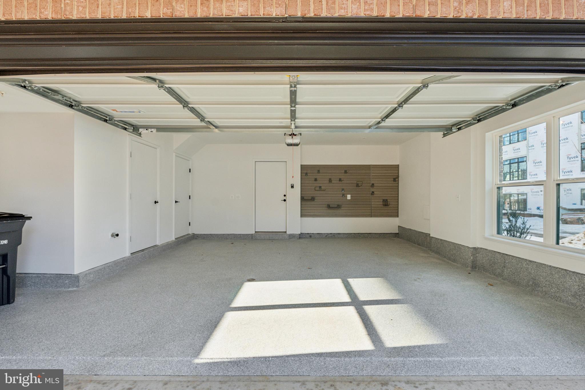 TYSONS RIDGE - Residential Lease