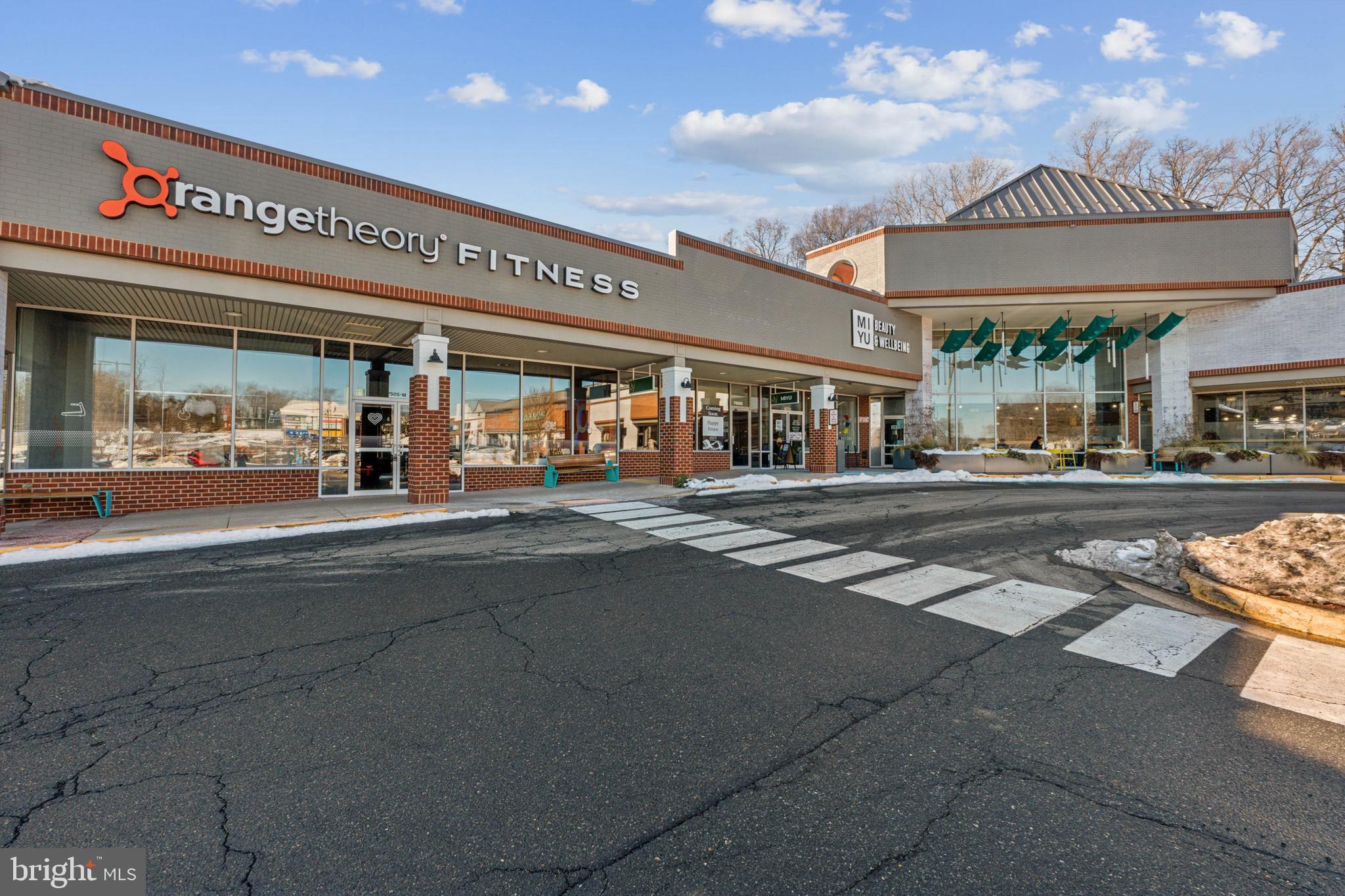 TYSONS RIDGE - Residential Lease