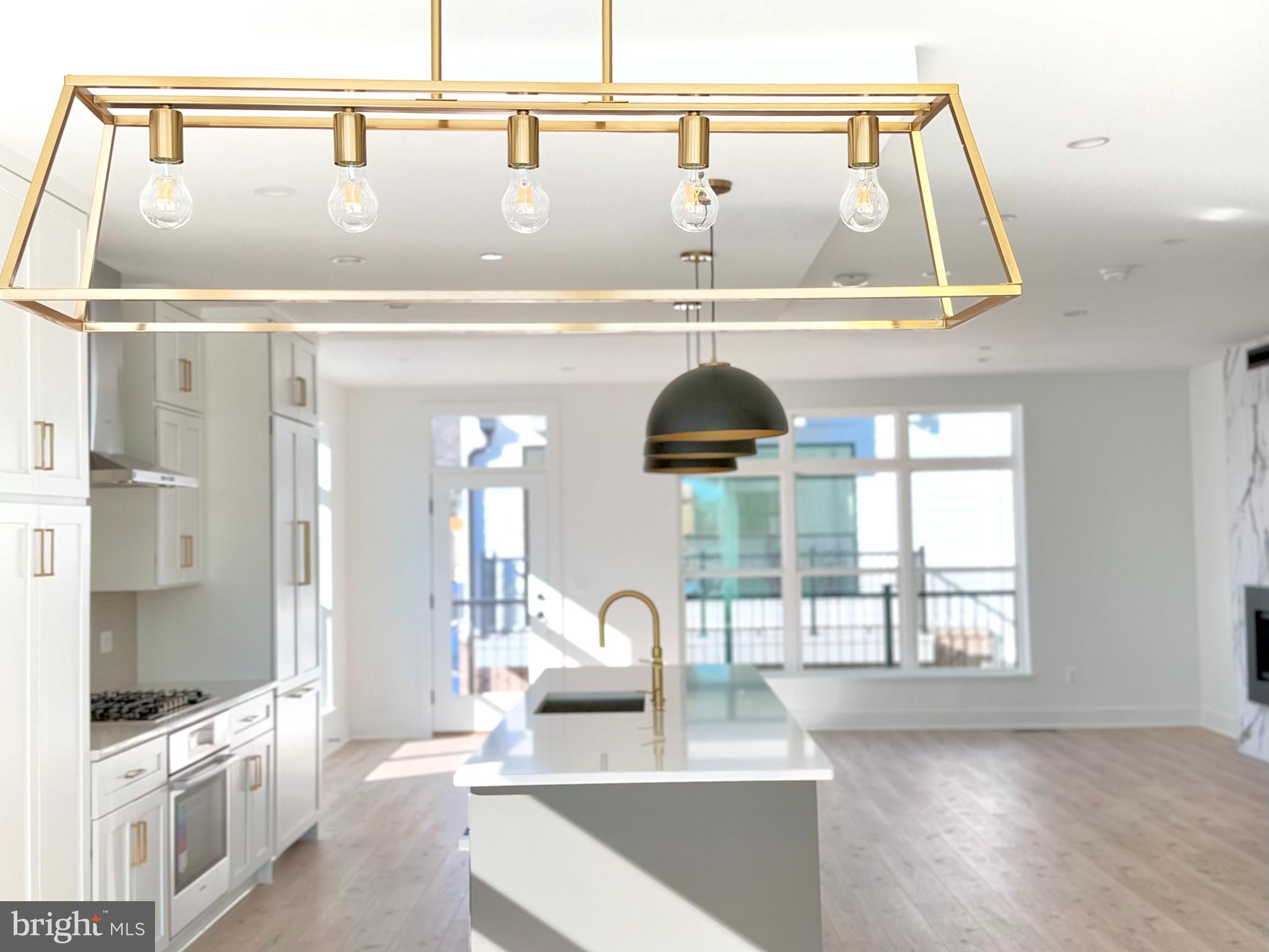 TYSONS RIDGE - Residential Lease