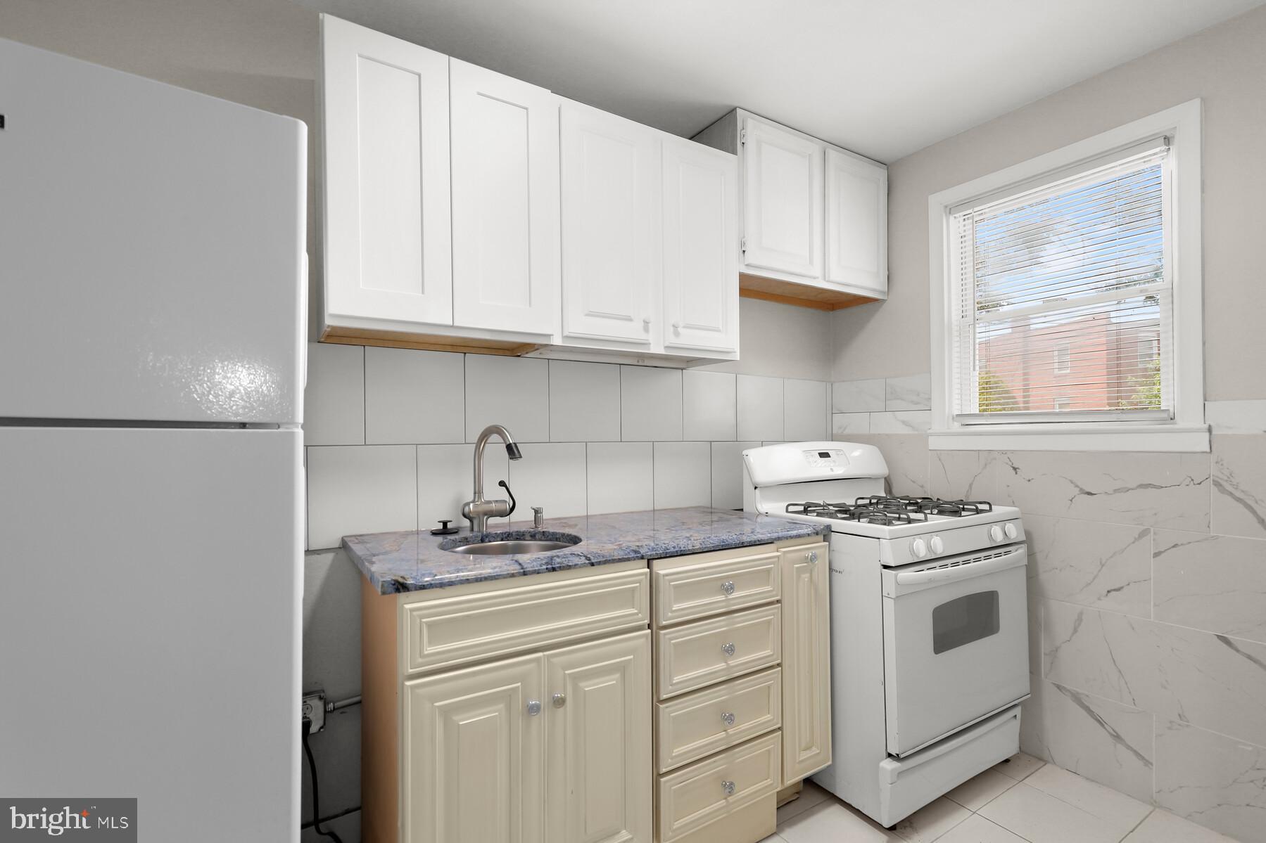 BROOKLYN PARK - Residential