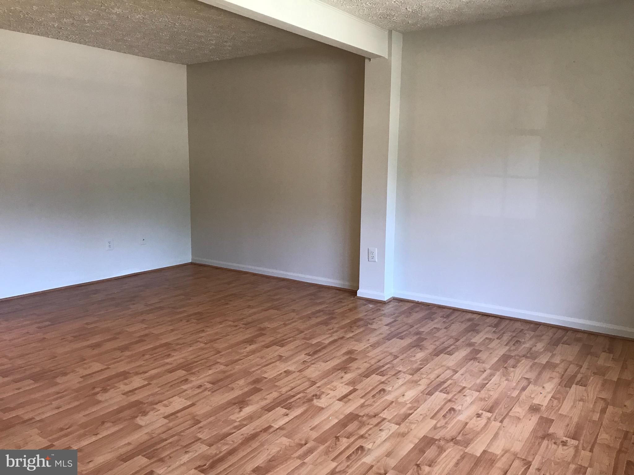 PORT O DUMFRIES - Residential Lease