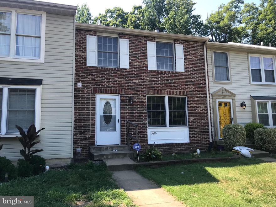 Nice 3 Bedroom,3 Finished Levels Brick Townhouse in a great location*  Freshly painted.  Main floor with spacious living room, dining room, kitchen & half bath*  Upstairs a master bedroom with walk in closet and 2 other bedrooms and a full bath.  Fully Finished Walk out basement to a huge fenced back yard, backs to trees*Minutes away from Quantico Marine Base, VRE, Commuter Lots, I-95,Route 1,Shopping,Dinning,Schools and parks.