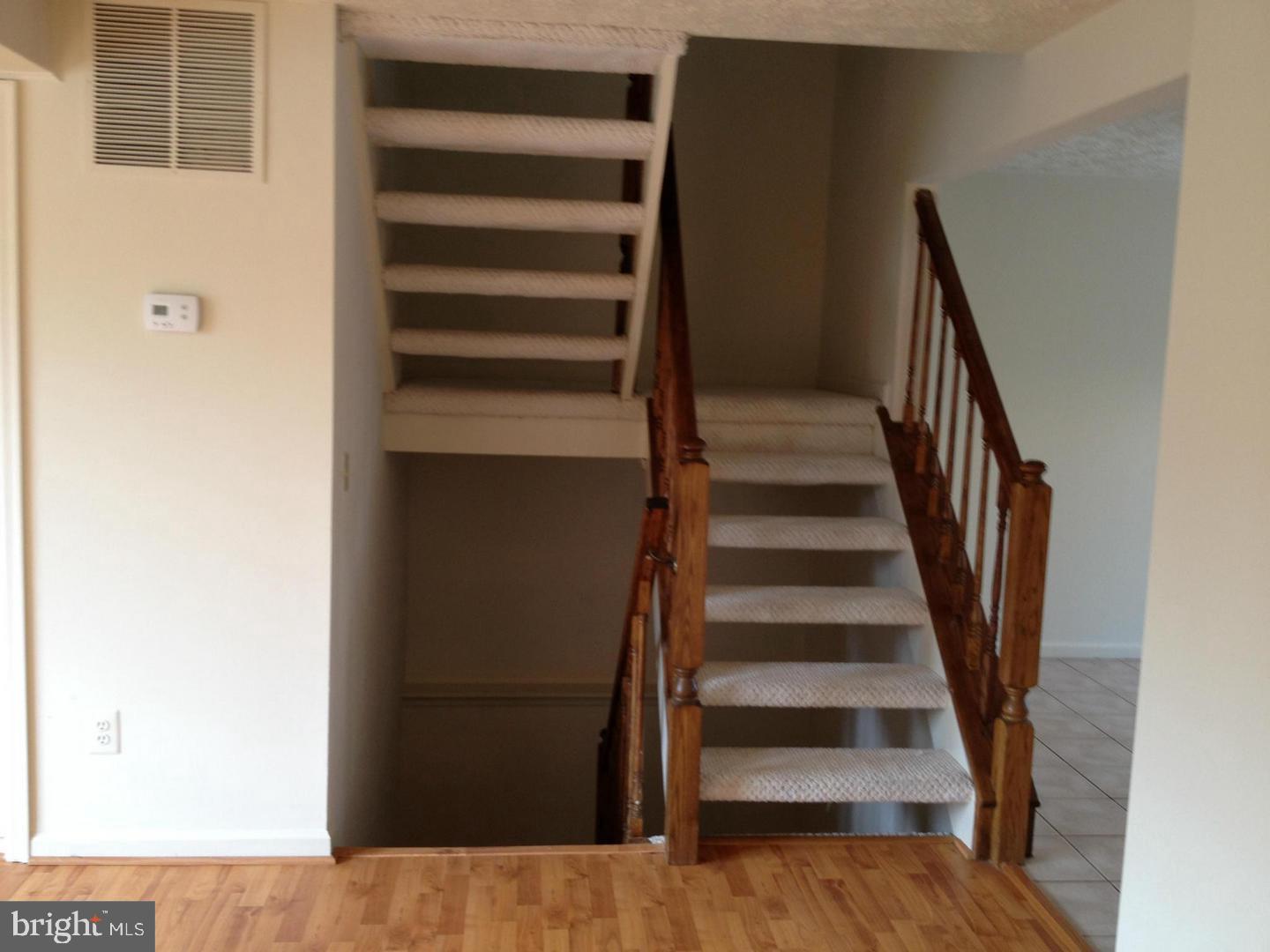 PORT O DUMFRIES - Residential Lease