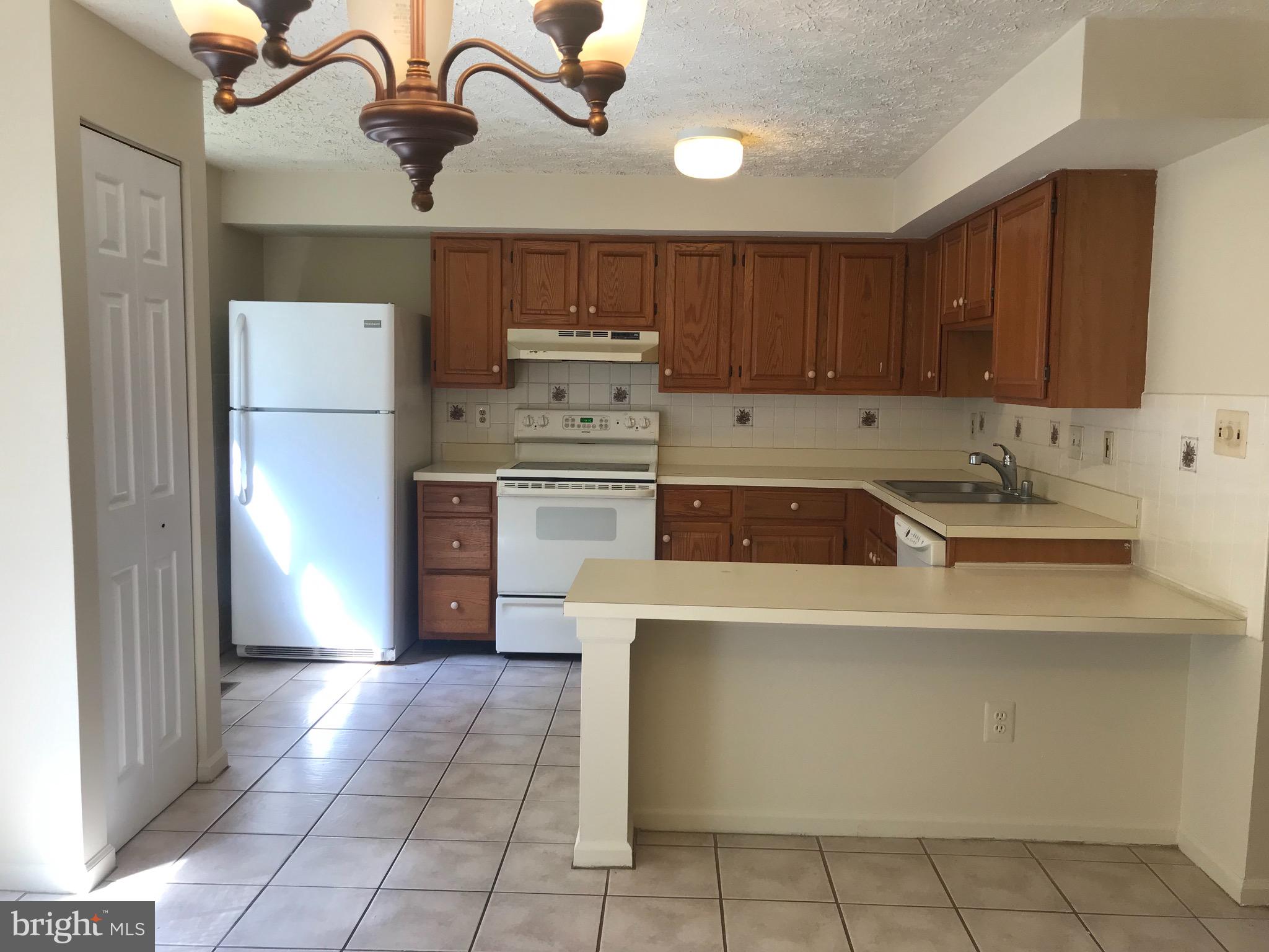 PORT O DUMFRIES - Residential Lease