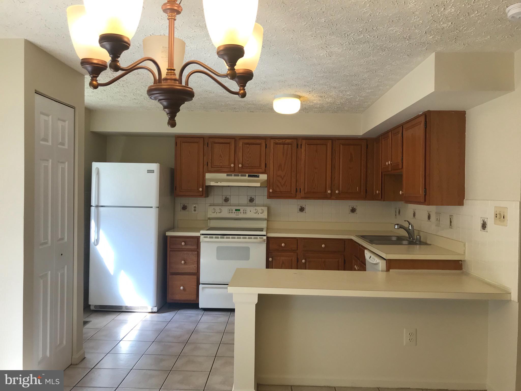 PORT O DUMFRIES - Residential Lease