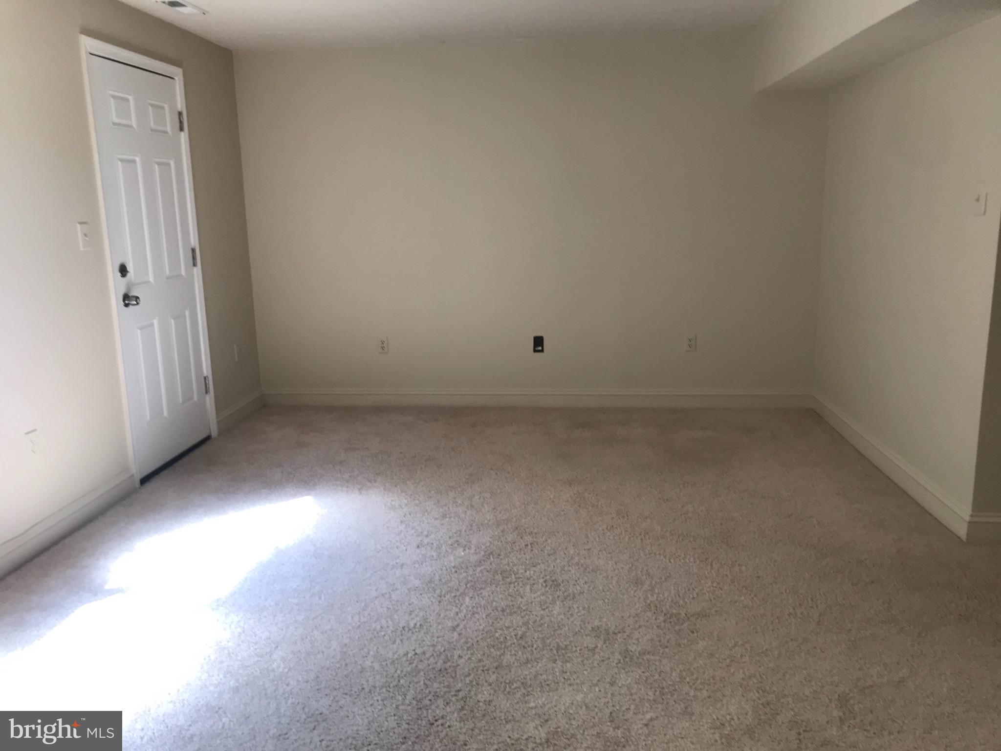 PORT O DUMFRIES - Residential Lease