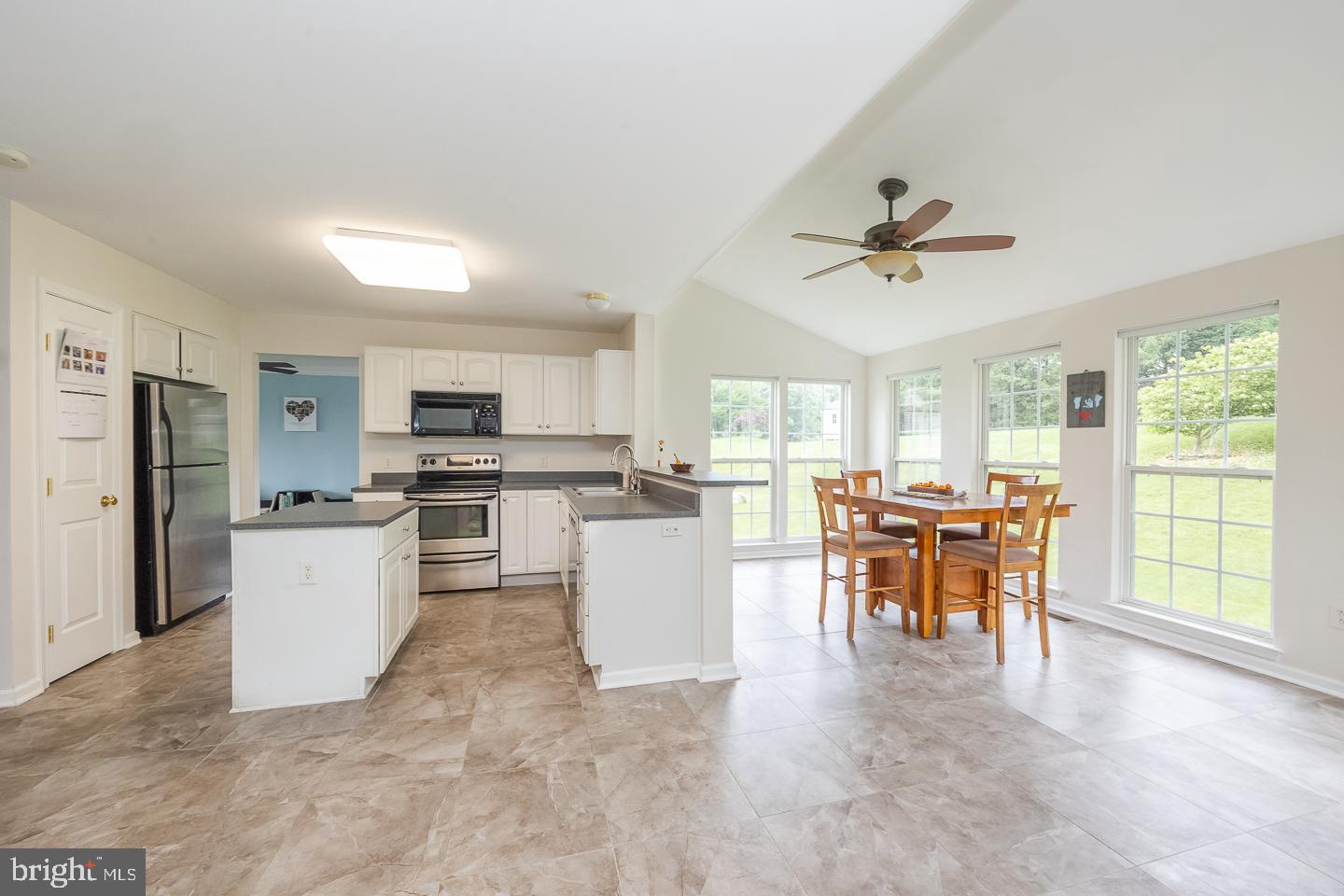 316 FLAGSTONE CIRCLE