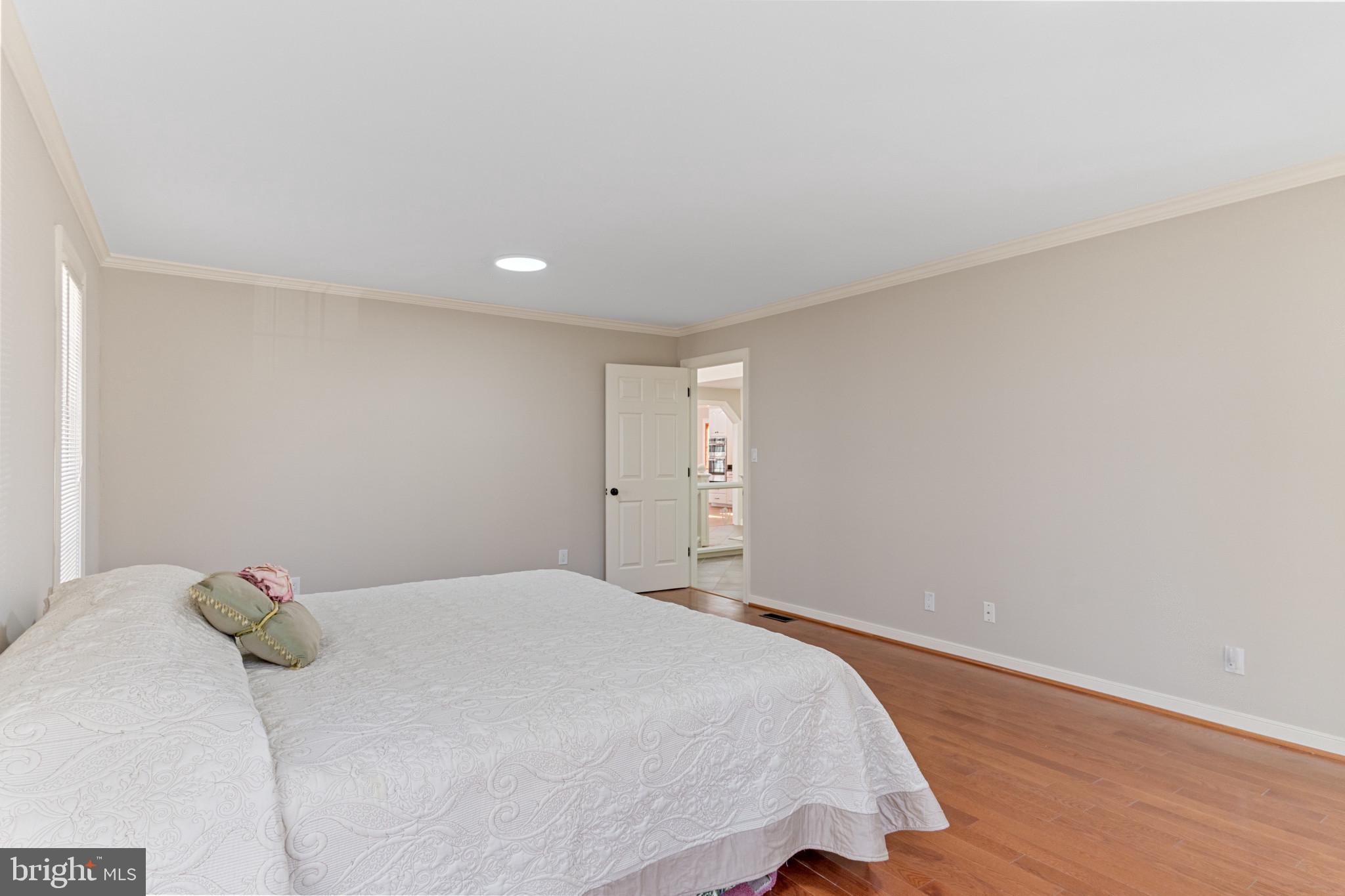 LAKE OF THE WOODS - Residential