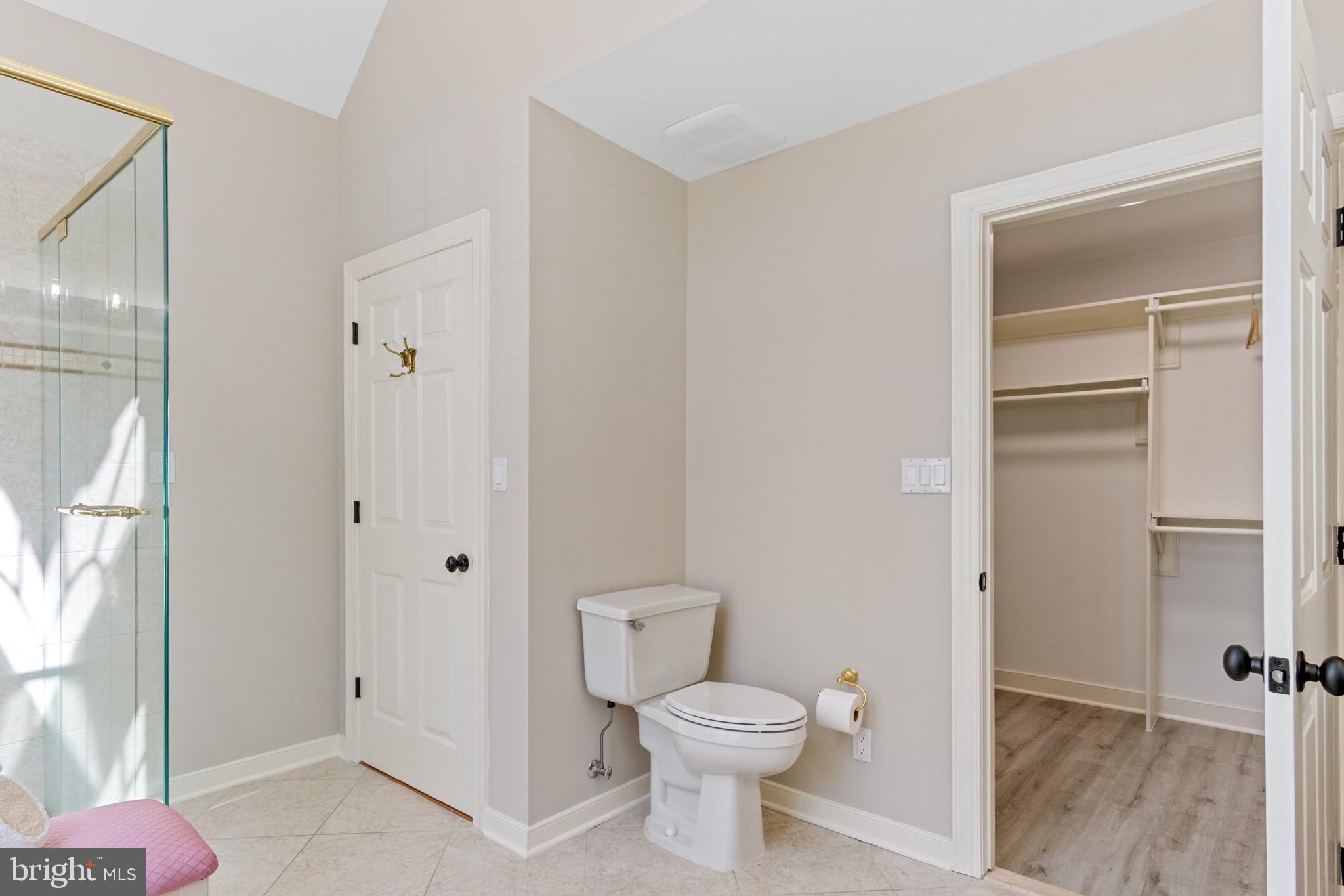 LAKE OF THE WOODS - Residential