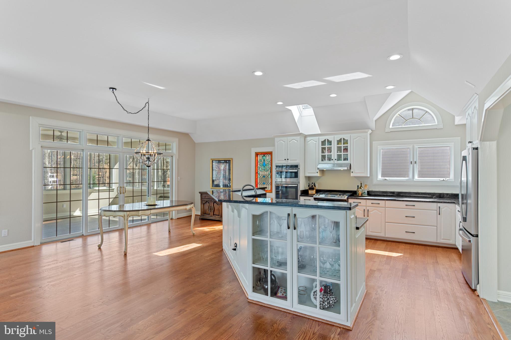 LAKE OF THE WOODS - Residential