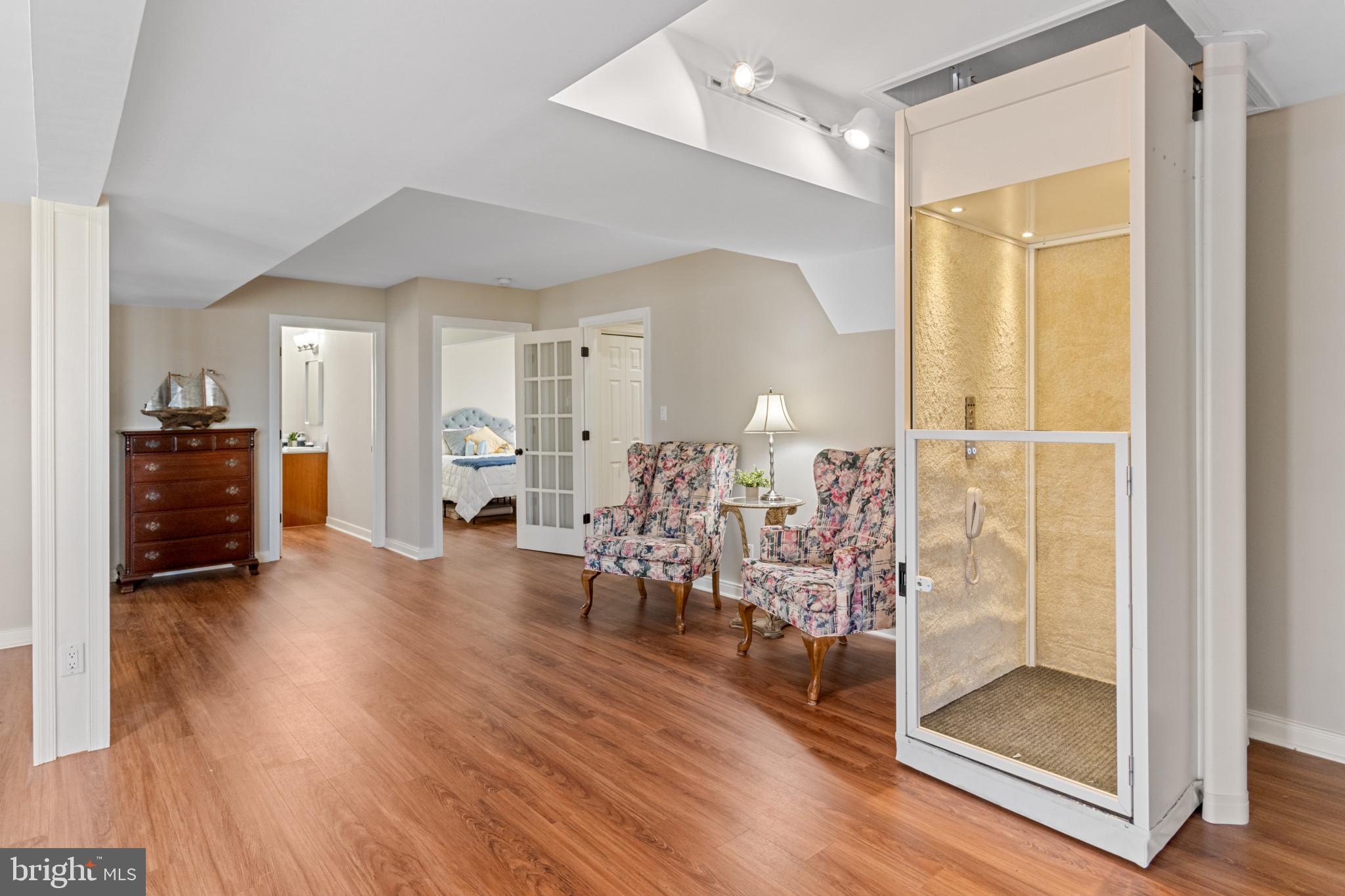 LAKE OF THE WOODS - Residential