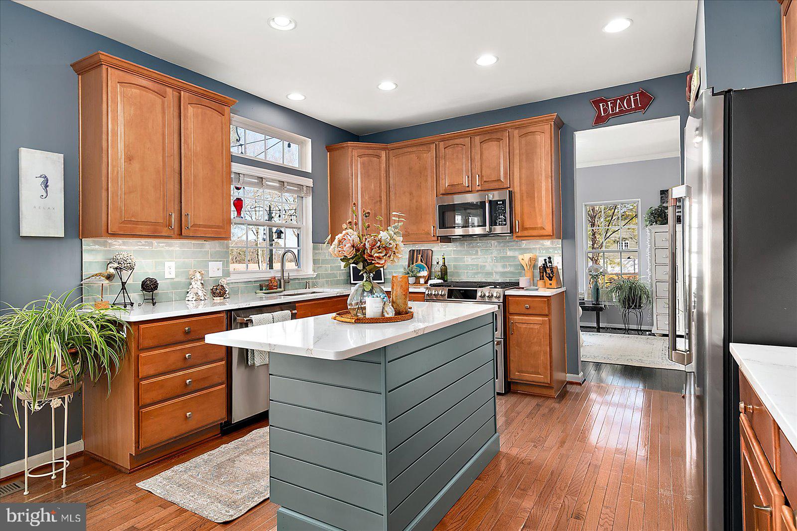 FRANKLIN KNOLL - Residential