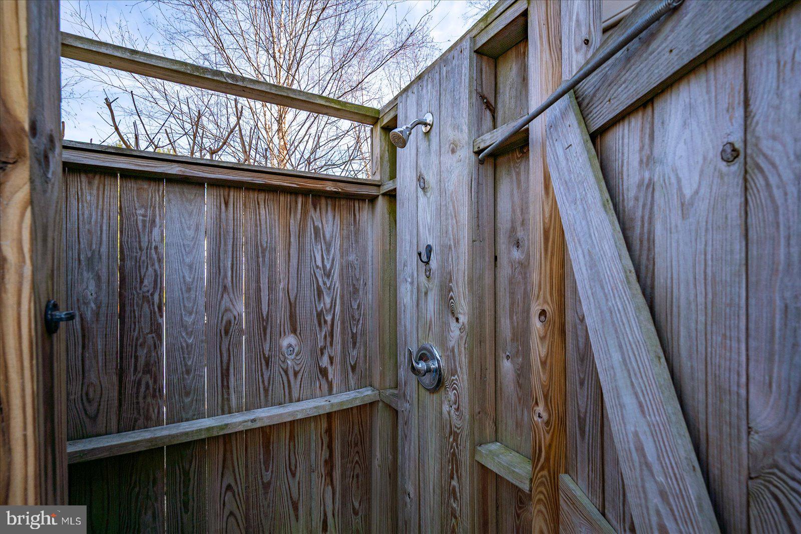 FRANKLIN KNOLL - Residential