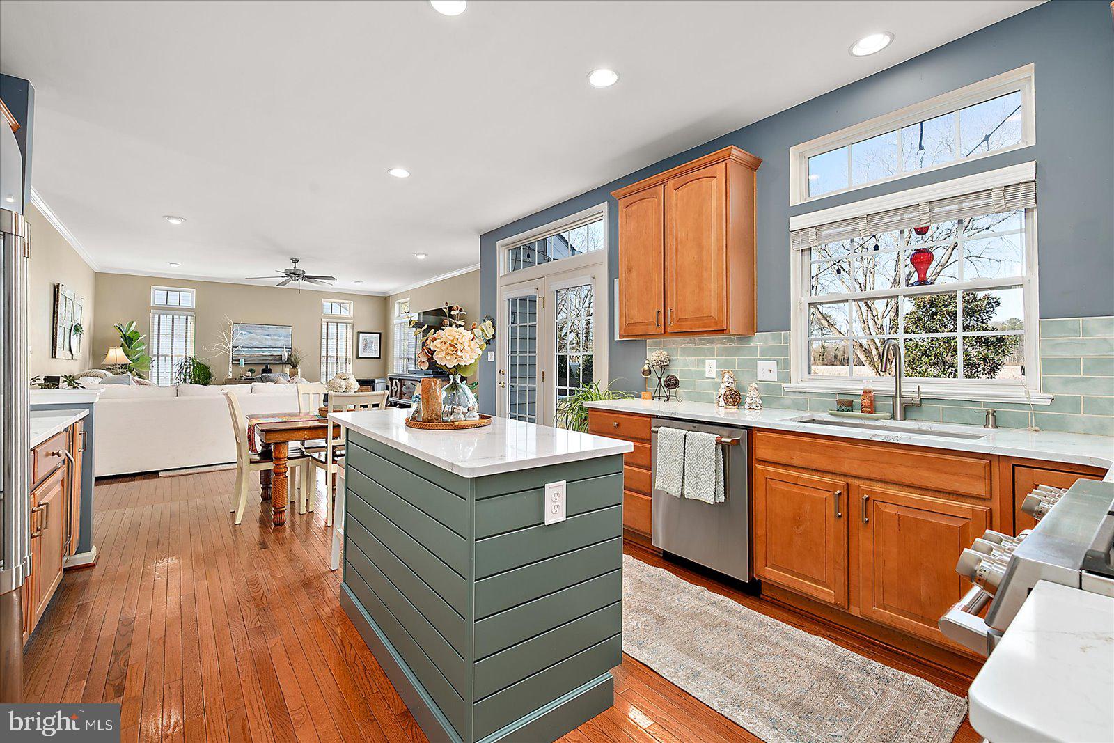 FRANKLIN KNOLL - Residential