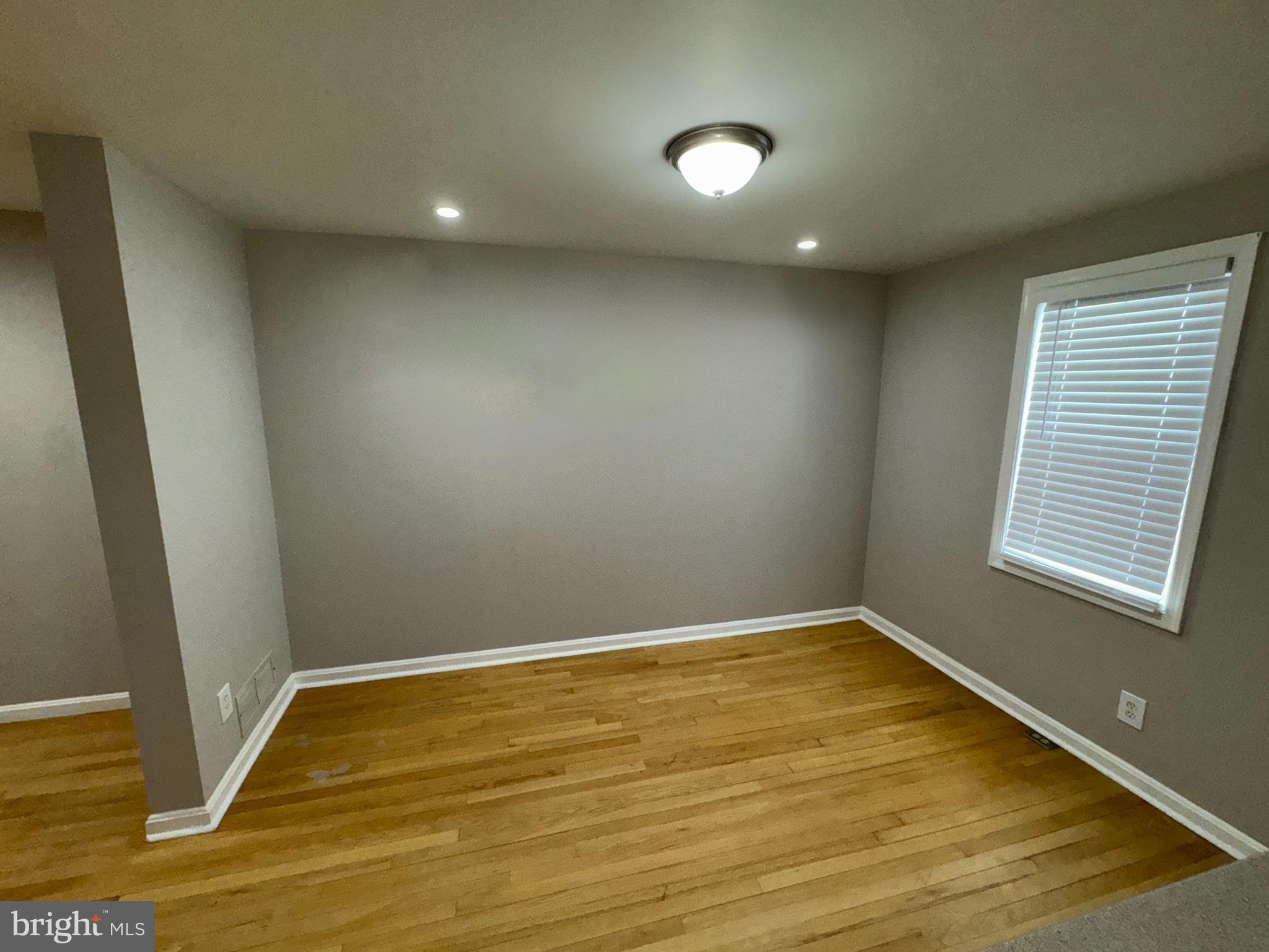 NORTH POINT VILLAGE - Residential