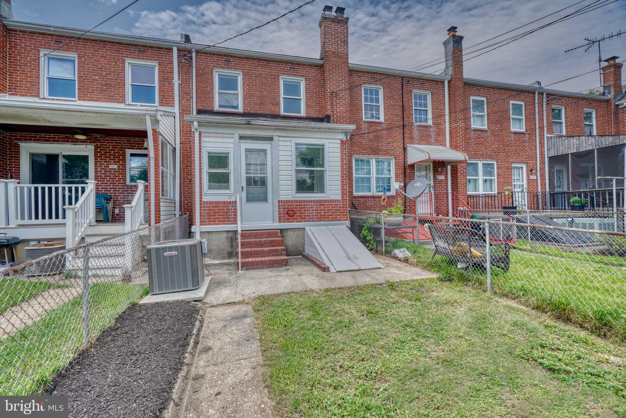 DUNDALK VILLAGE - Residential