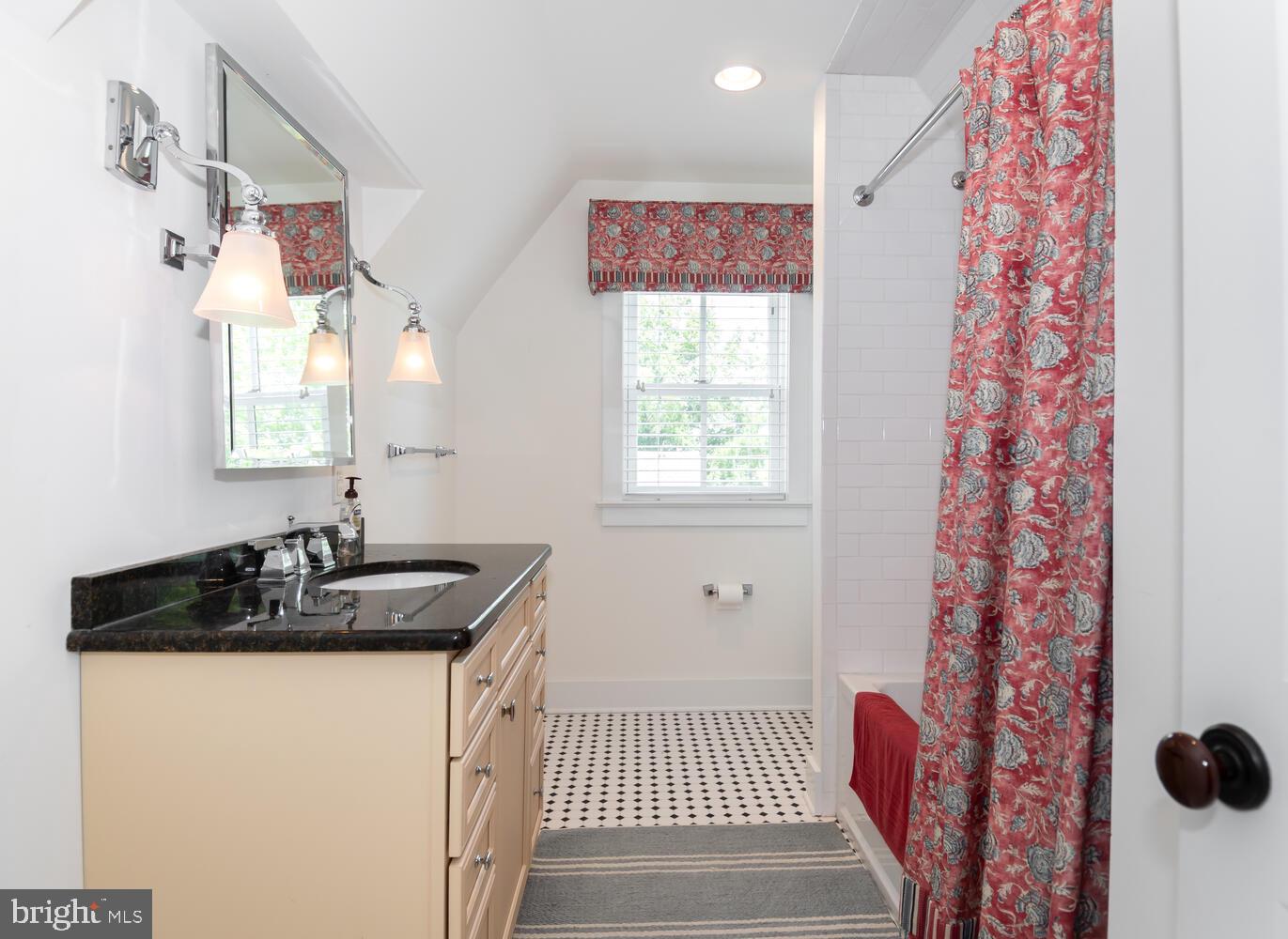 OXFORD - Residential