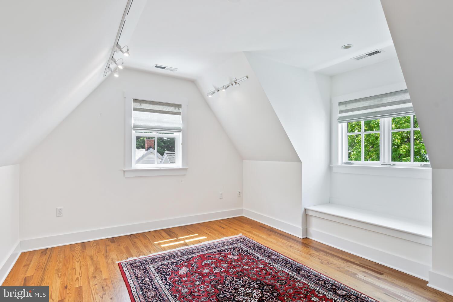 OXFORD - Residential