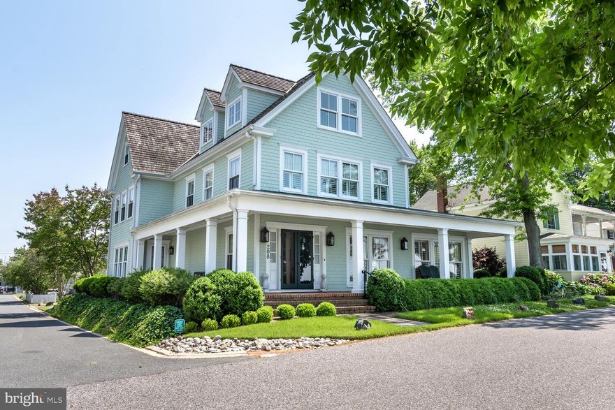 208 E Strand, an exceptional home, is located just east of the iconic Robert Morris Inn, facing north over the beautiful Tred Avon River.  Watch the never ending parade of boats of every flavor, and enjoy the summer sunsets from the front porch.  Enjoy a short walk to all of Oxford’s fine restaurants, or take a ferry ride to the other shore. This home underwent a complete two year renovation culminating in 2012.  No detail was spared.  The huge, completely equipped kitchen, that spills into a sitting area and then dining room with views to the river is perfect for entertaining, and the host can join family or guests.
Take the elevator to the second floor.  On the second level, enjoy one of the four large bedrooms, each with its own bathroom and one of which is a primary suite.  Or continue to the third level which can be an office or studio.  The light in the house, and especially on the third level, is perfect for the artist who needs space and light. Hardwood floors throughout and beautiful bathrooms in every bedroom.
Situated on a high parcel of land with a beautifully landscaped yard and some of the best views of all of Oxford. There is a single car garage and off street parking.  Every detail of this gorgeous home has been thought about and executed to perfection.