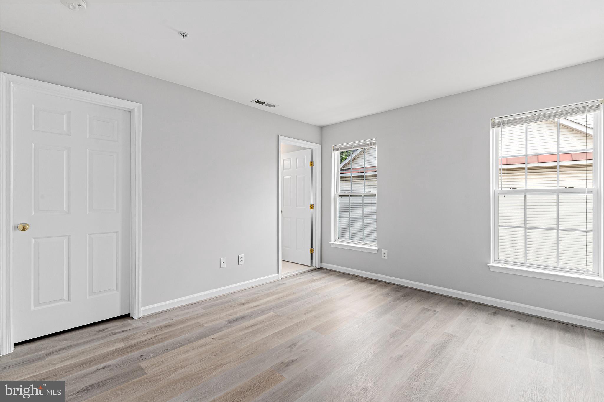 METRO PLACE AT DUNN LORING - Residential Lease