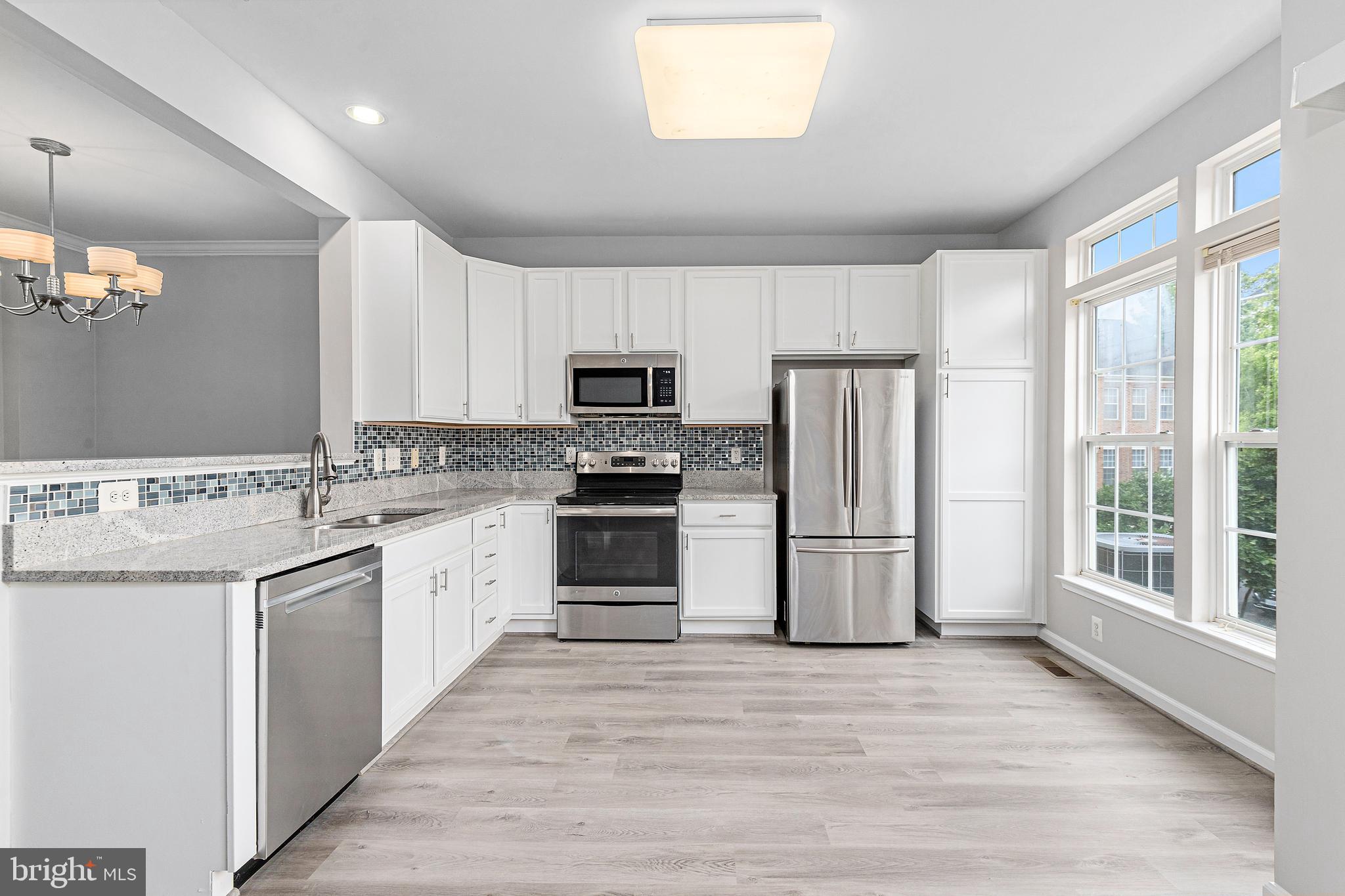 METRO PLACE AT DUNN LORING - Residential Lease