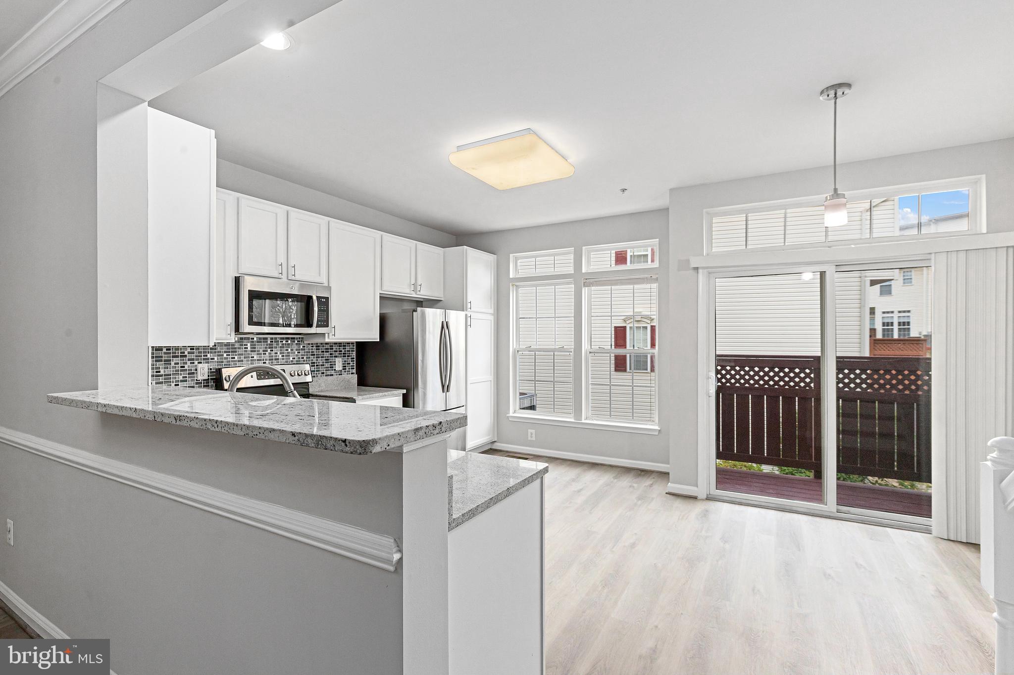 METRO PLACE AT DUNN LORING - Residential Lease