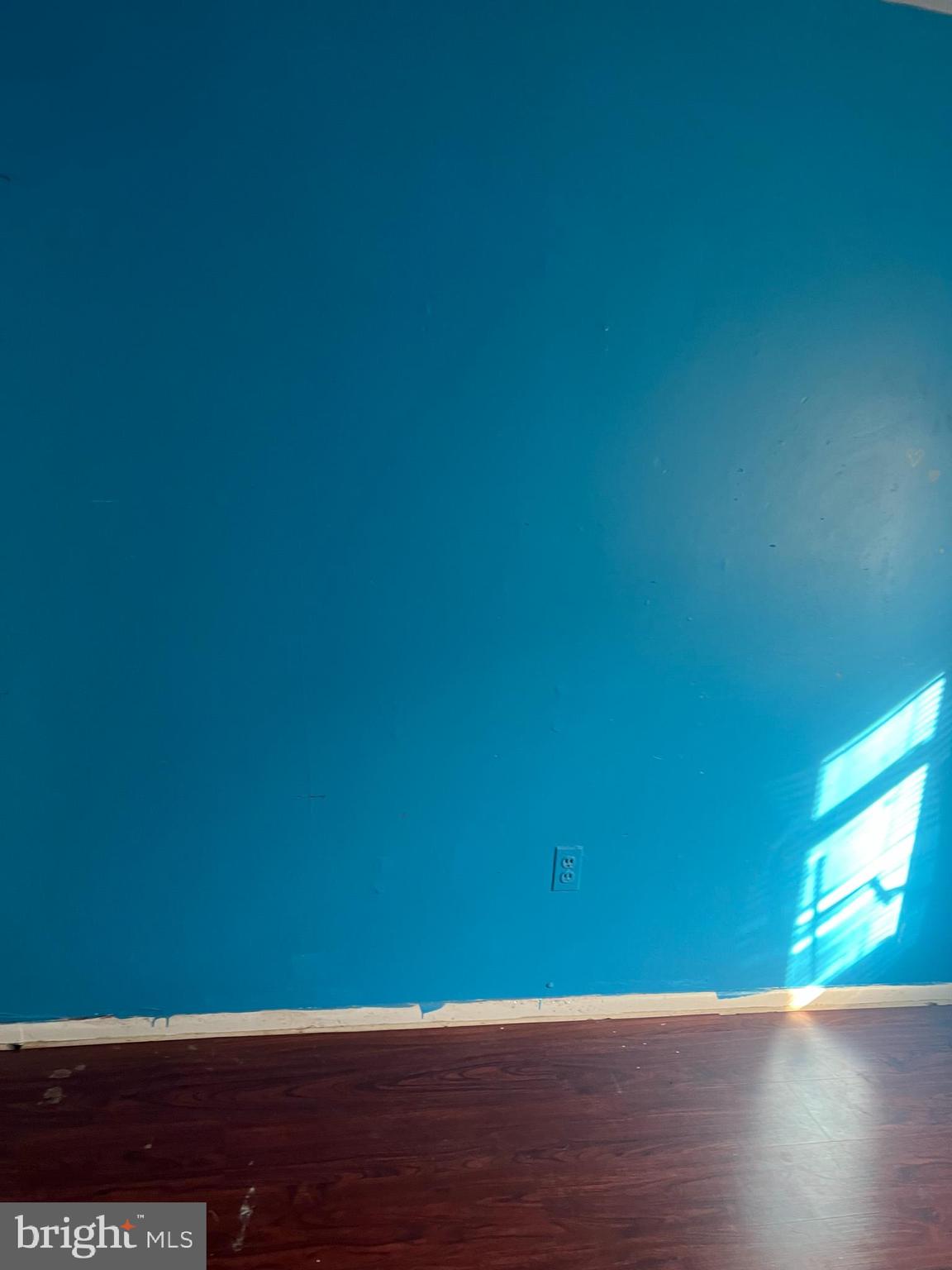 CENTRAL PARK CONDO - Residential