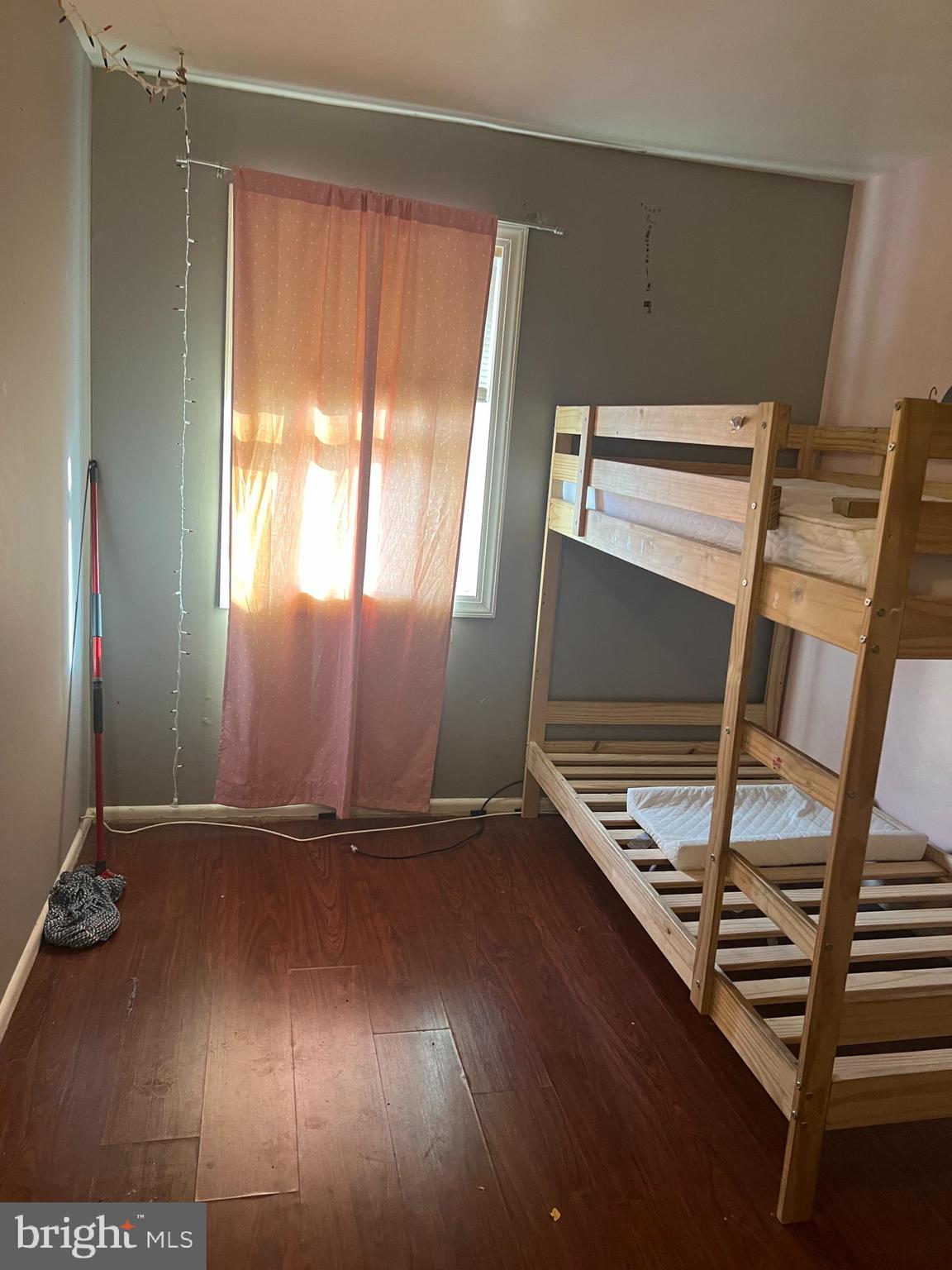 CENTRAL PARK CONDO - Residential