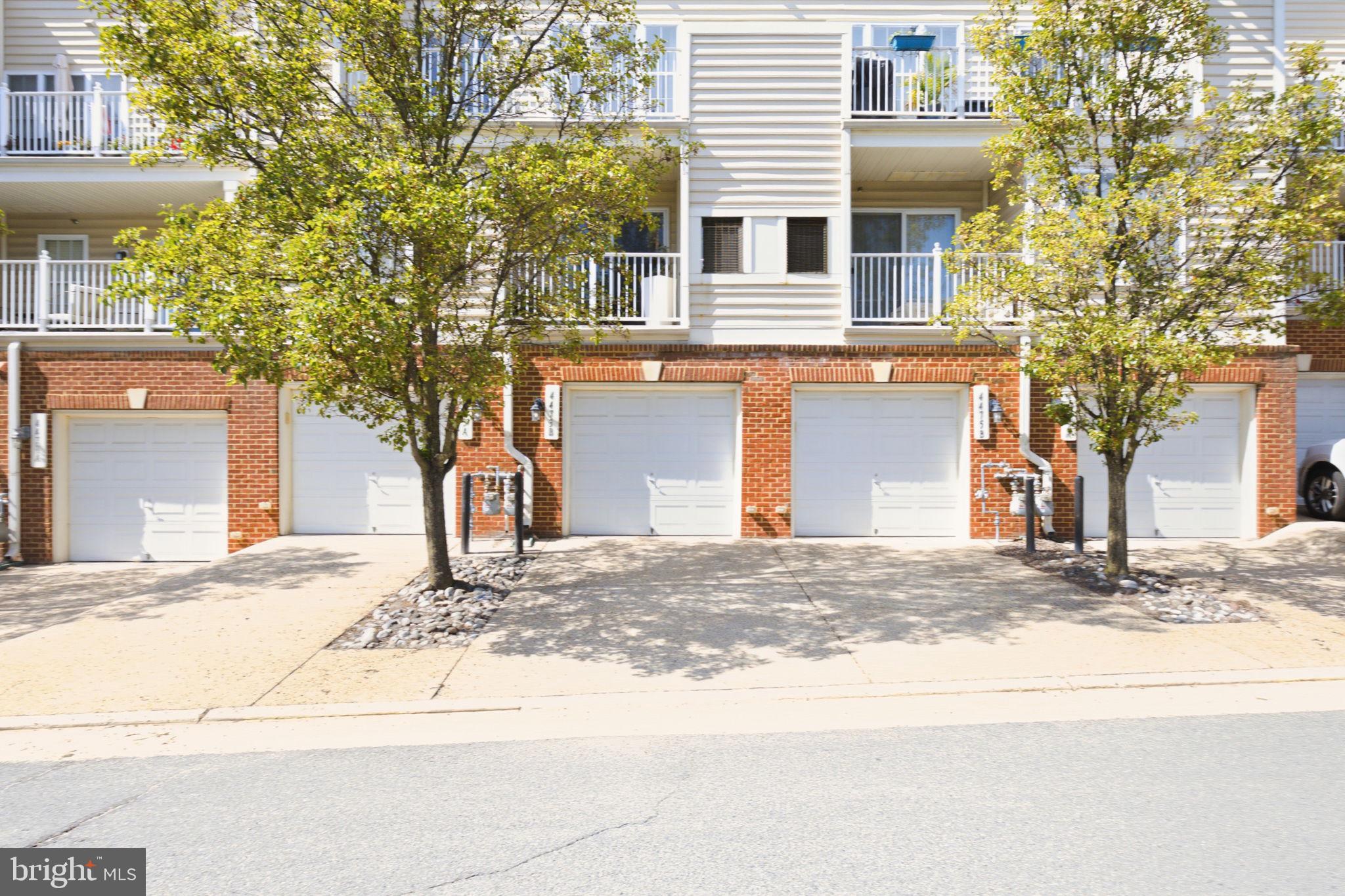 4473 BEACON GROVE CIRCLE B 804B