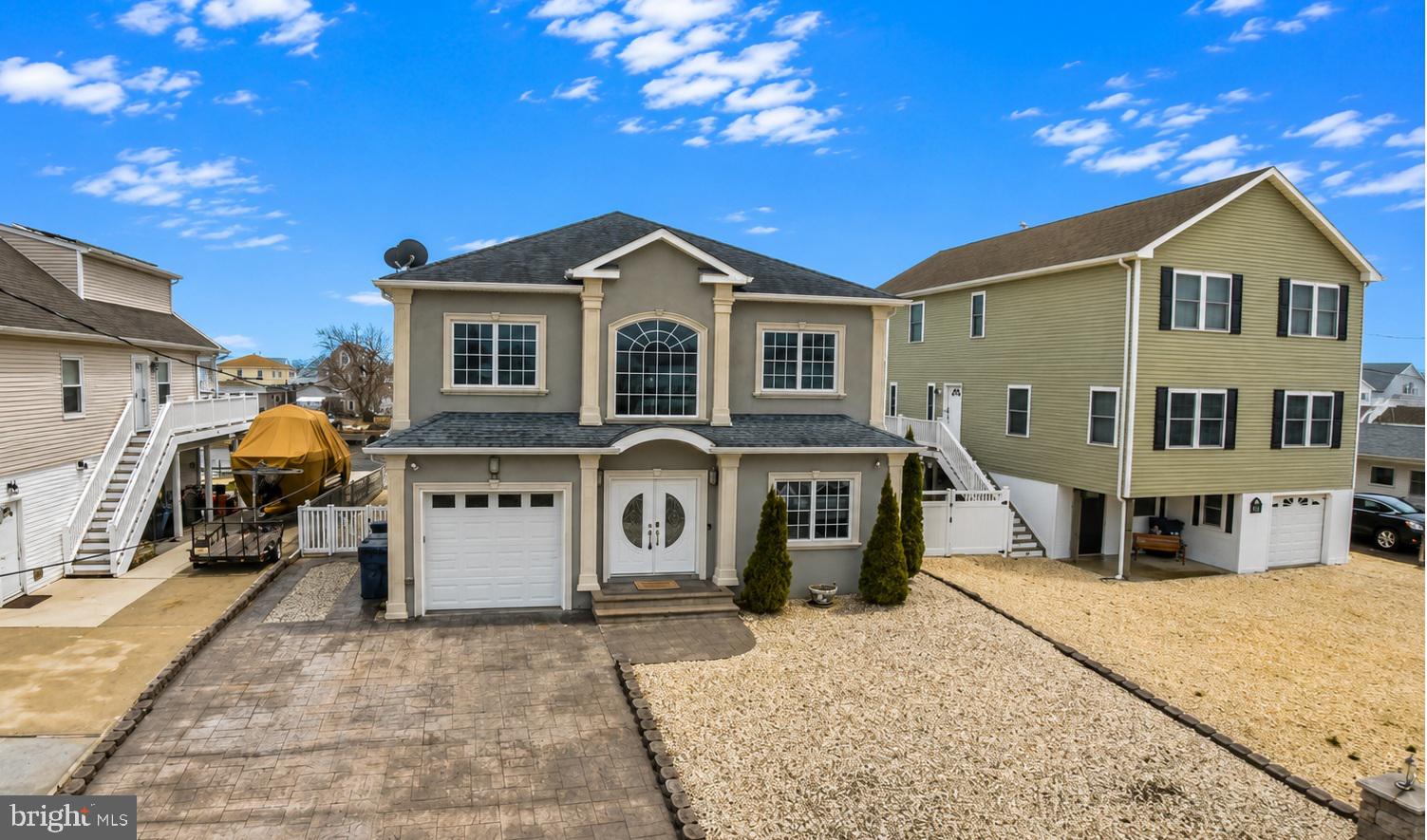 27 W MOHAWK DRIVE
