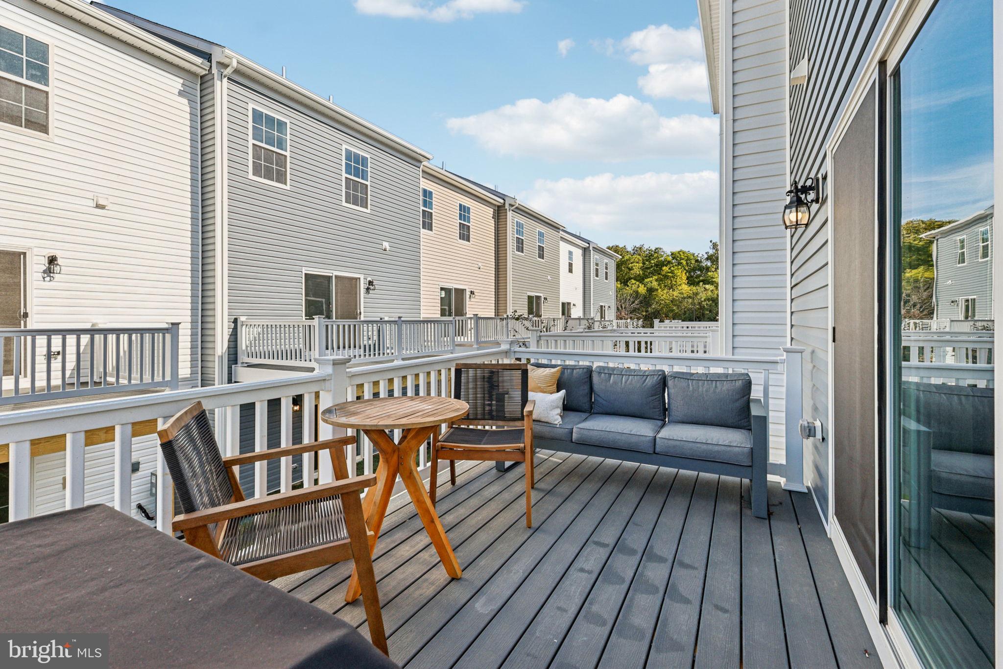 ABRAMS CROSSING - Residential