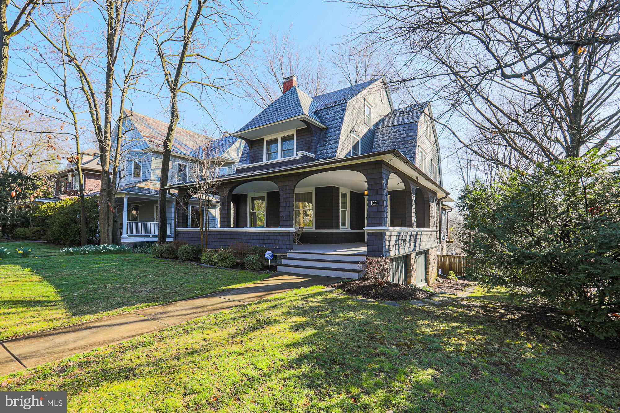 ROLAND PARK - Residential