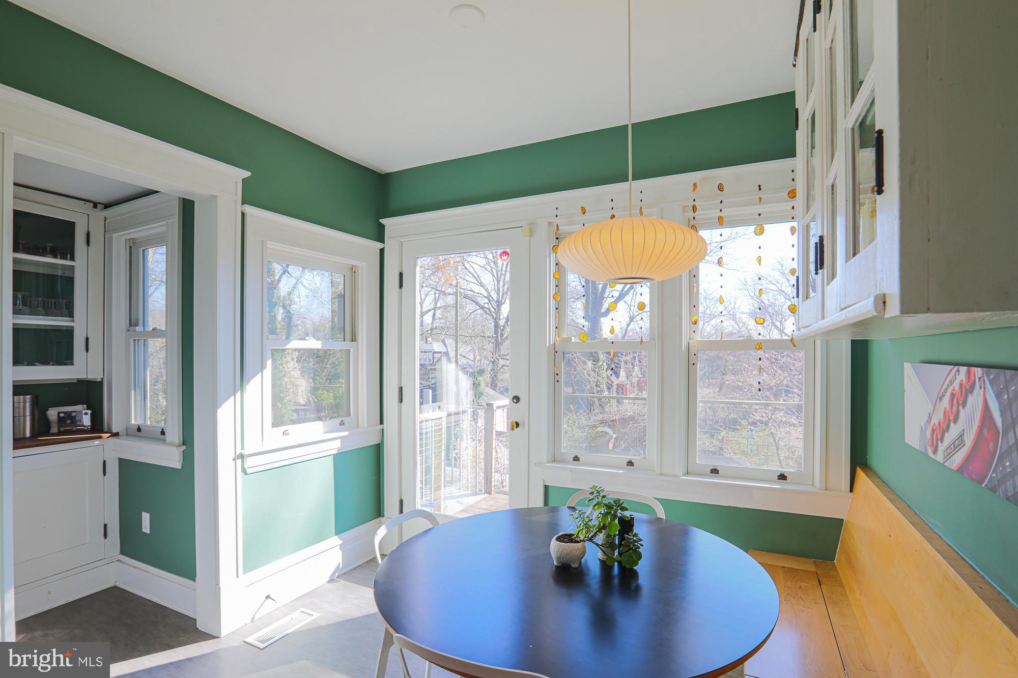 ROLAND PARK - Residential