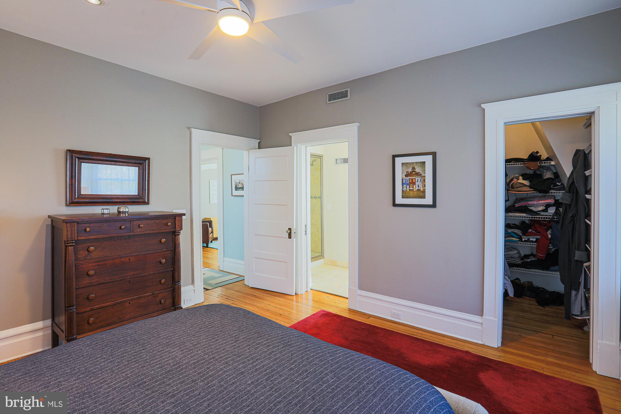 ROLAND PARK - Residential