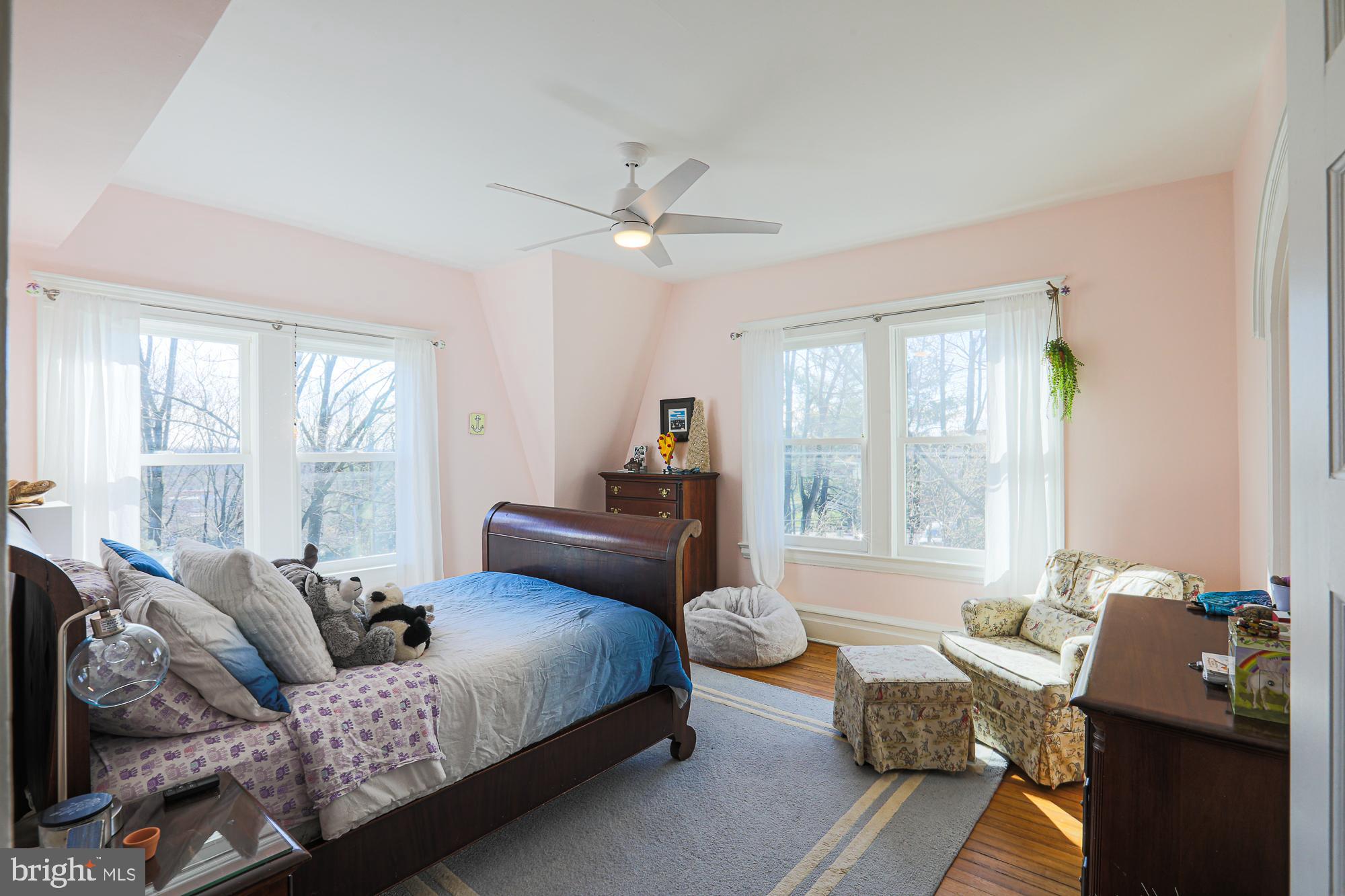 ROLAND PARK - Residential