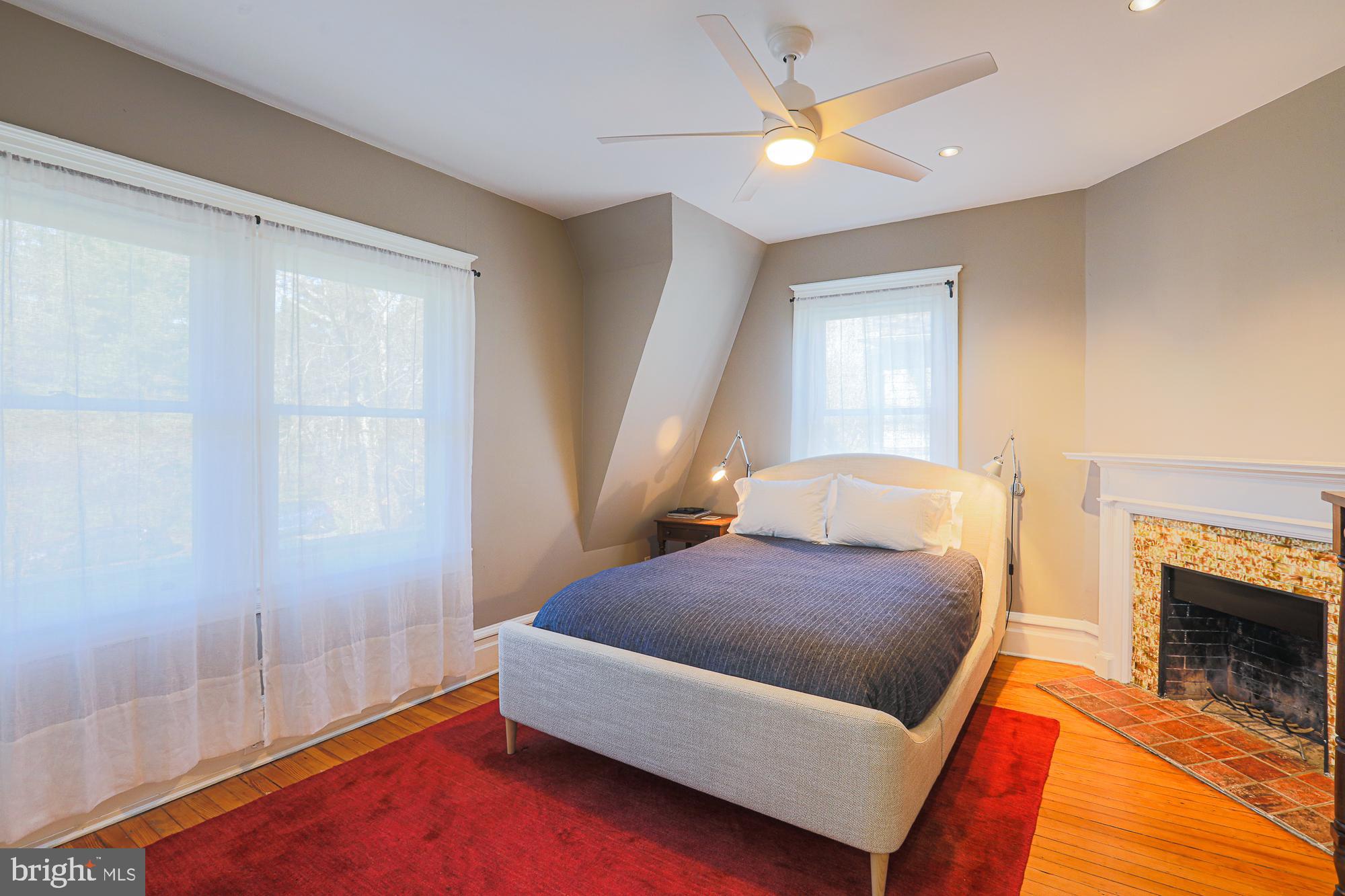 ROLAND PARK - Residential