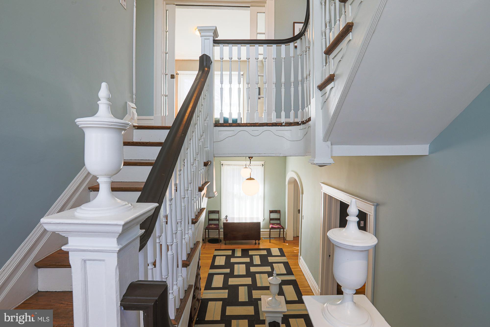 ROLAND PARK - Residential