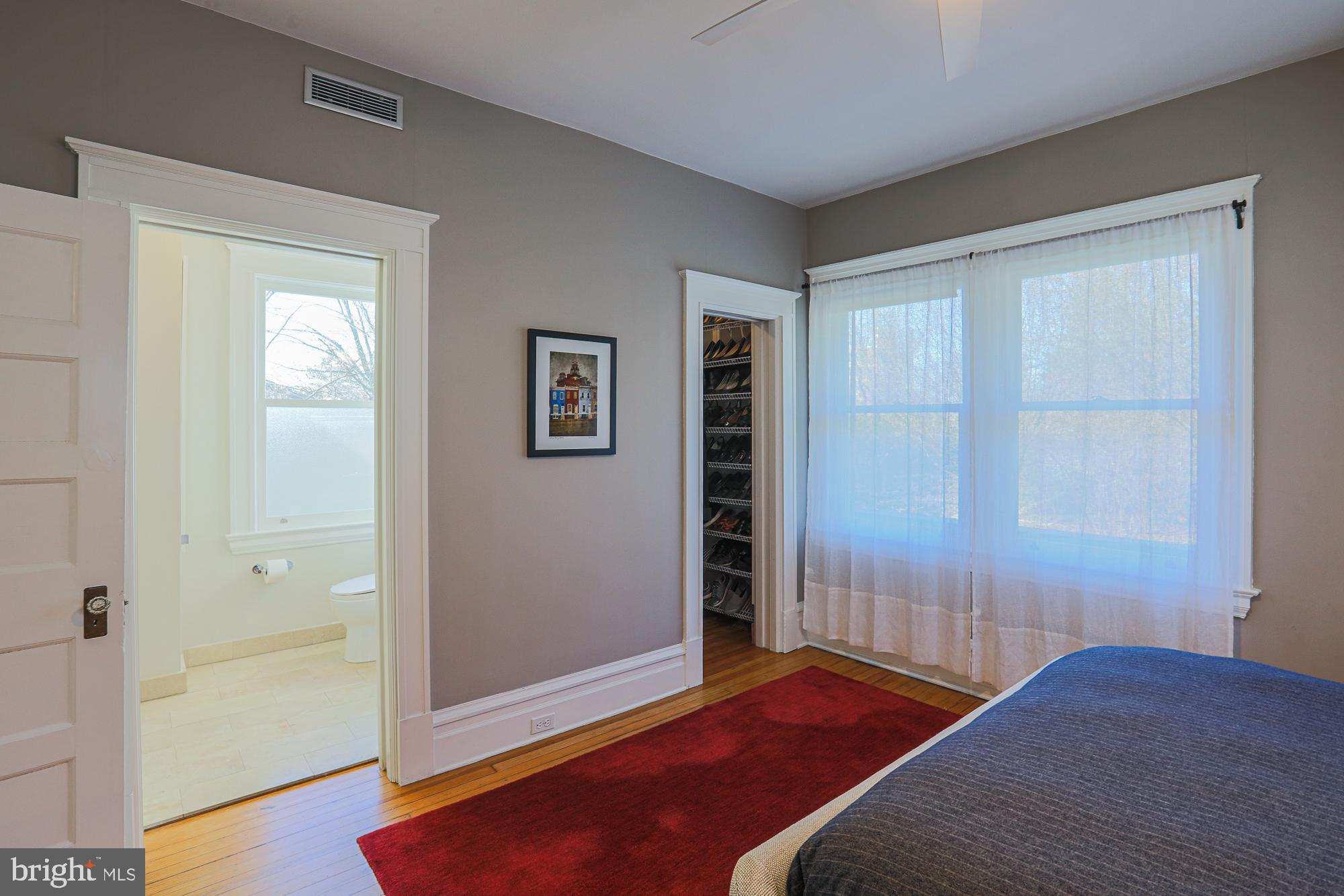 ROLAND PARK - Residential