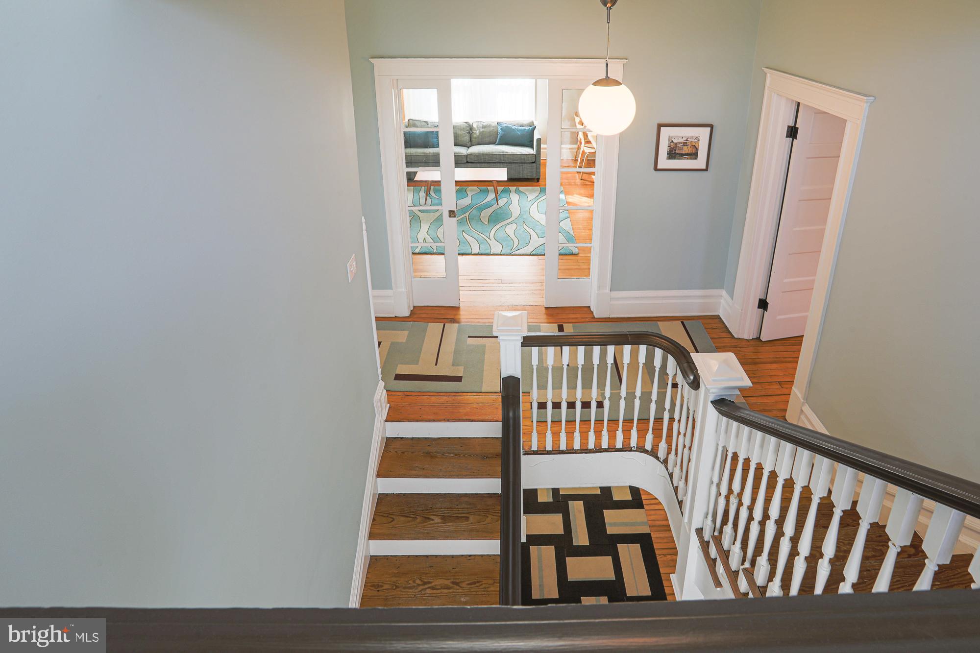 ROLAND PARK - Residential