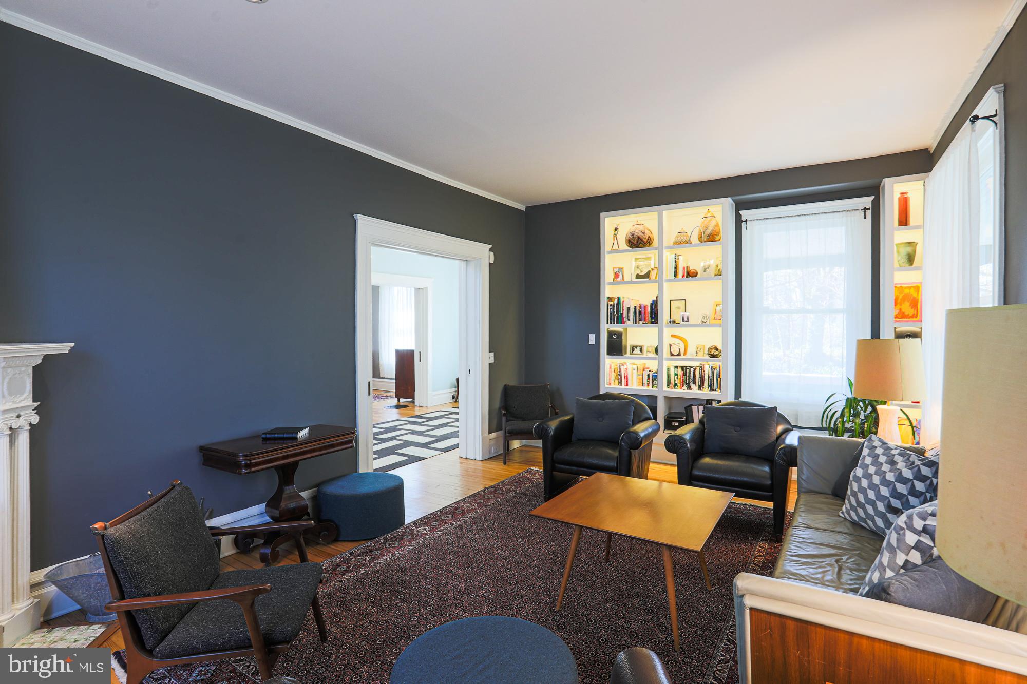 ROLAND PARK - Residential