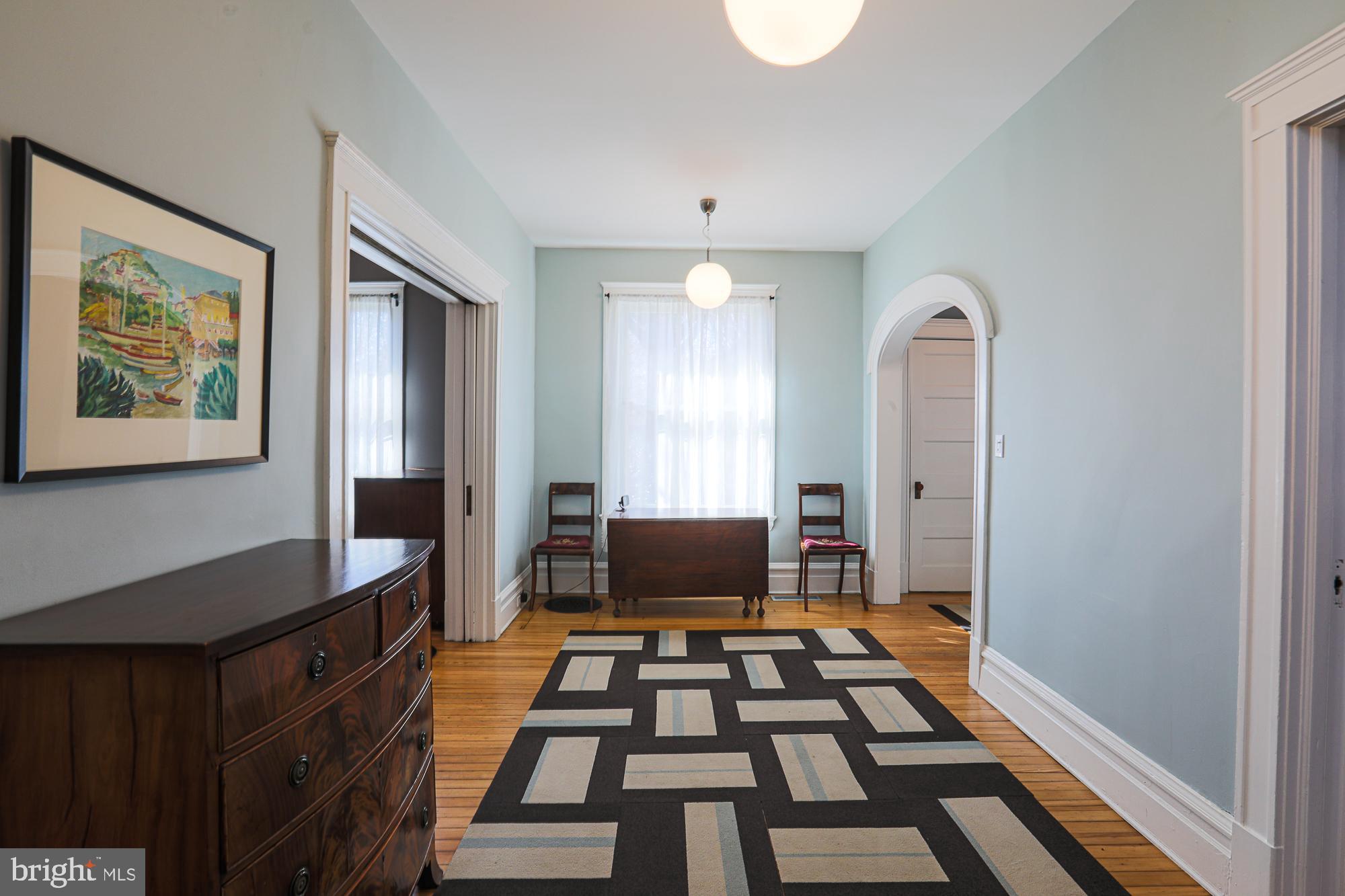 ROLAND PARK - Residential